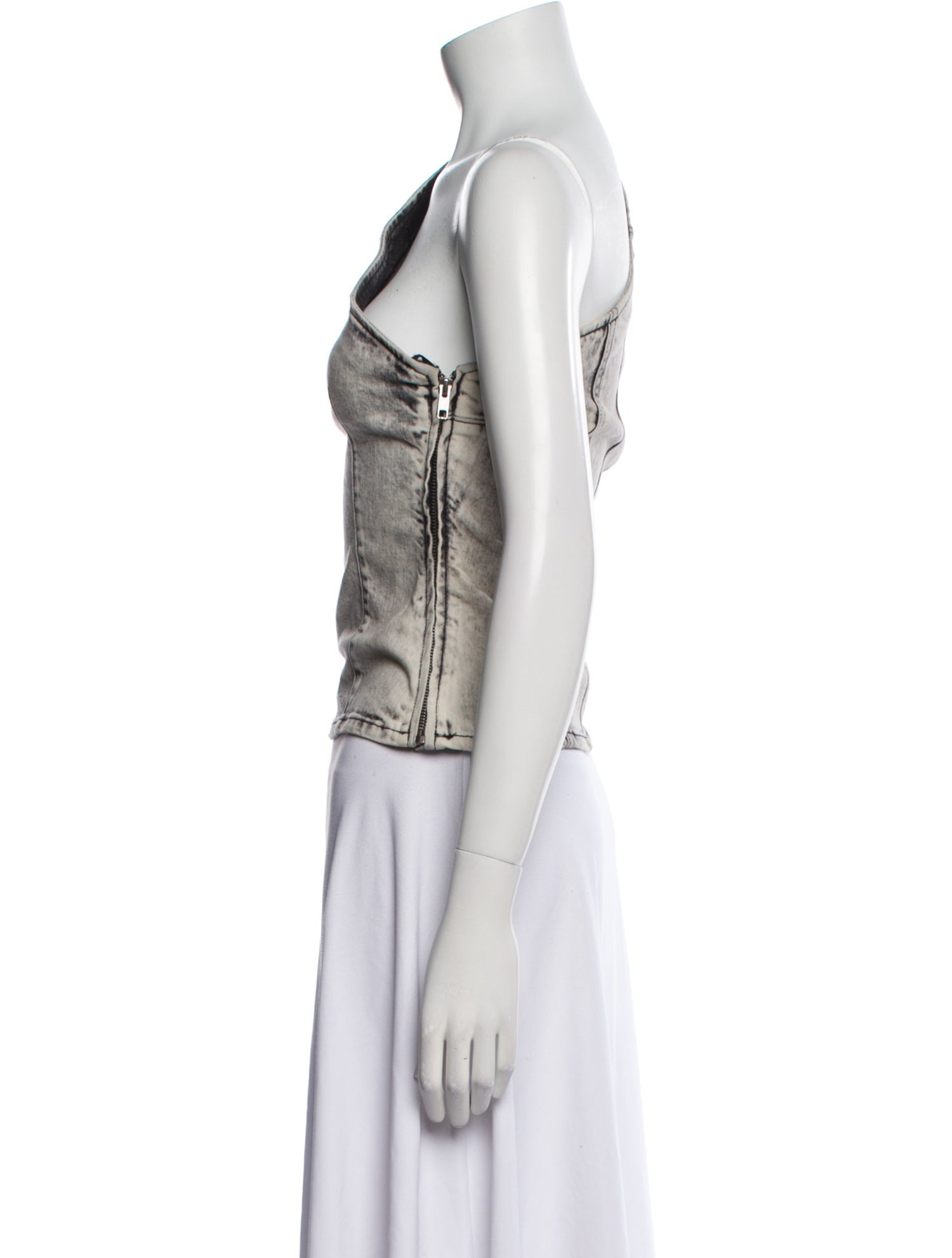 Retrofête One-Shoulder Three-Quarter Sleeve Crop Top