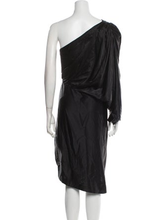 Retrofête Silk Knee-Length Dress