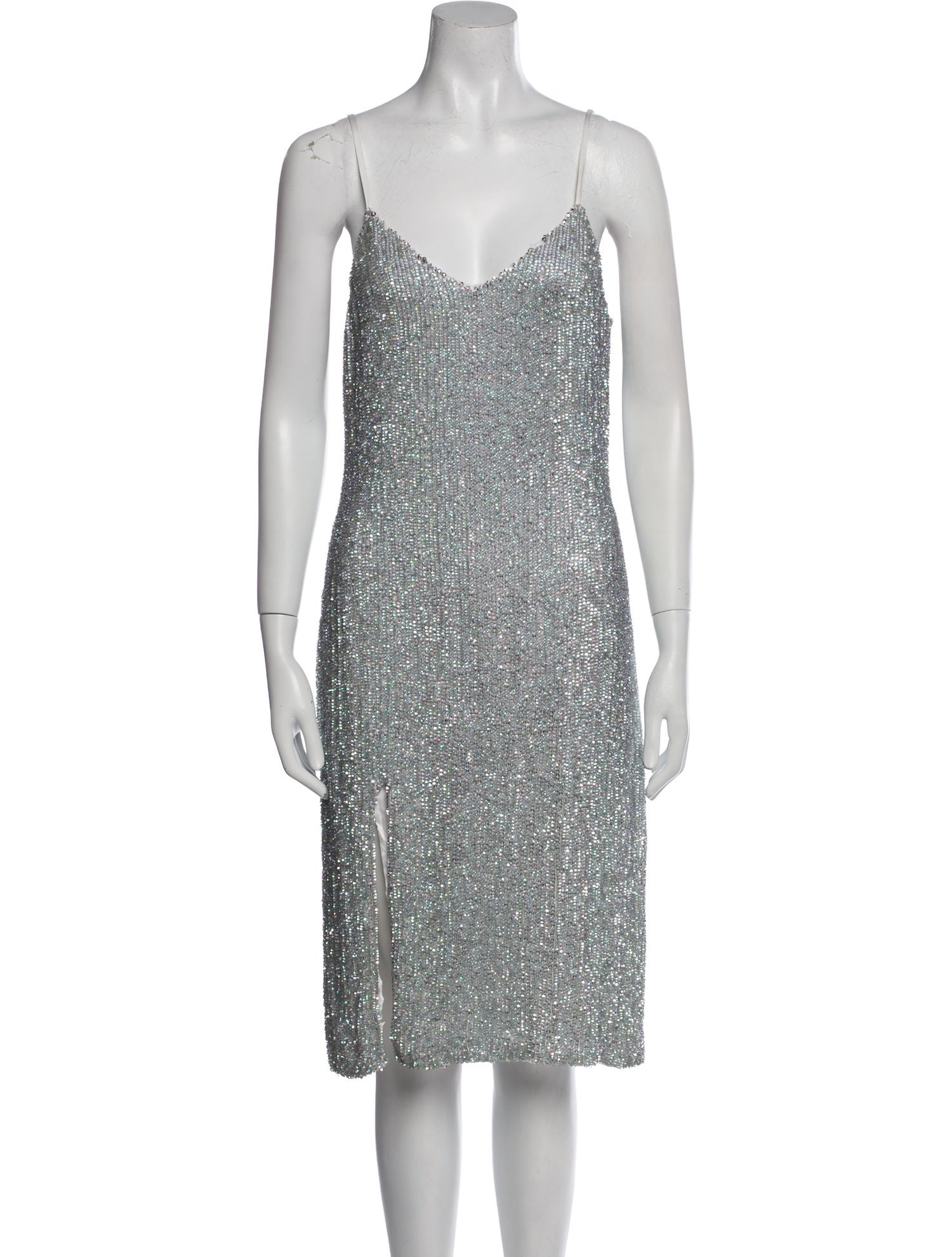 Retrofête V-Neck Knee-Length Dress