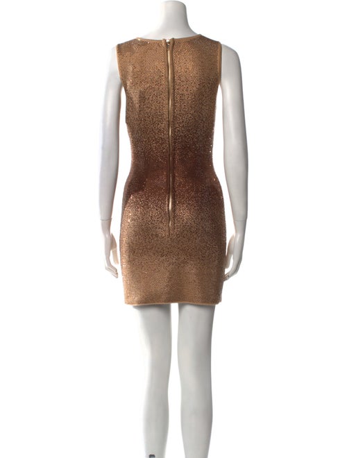 Retrofête Bateau Neckline Mini Dress