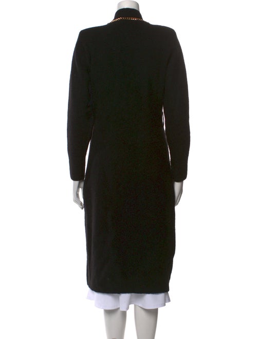 Retrofête V-Neck Sweater