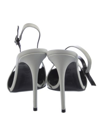 Retrofête Leather Slingback Pumps