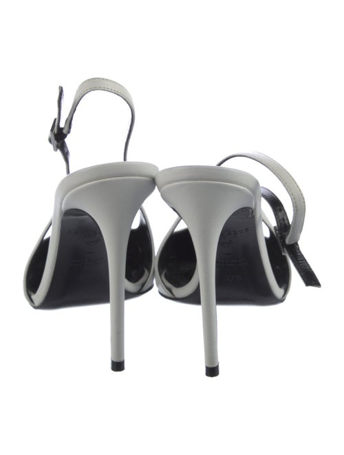 Retrofête Leather Slingback Pumps