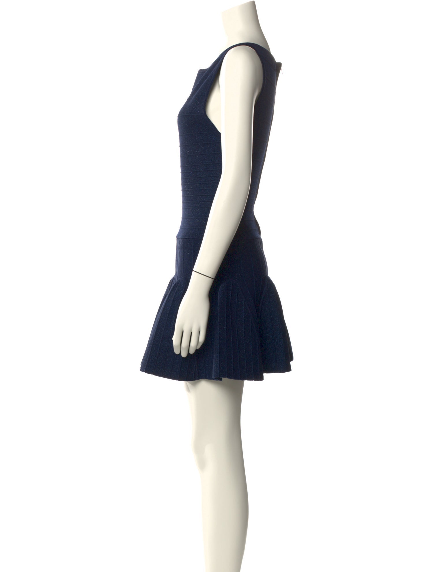 Retrofête Bateau Neckline Mini Dress