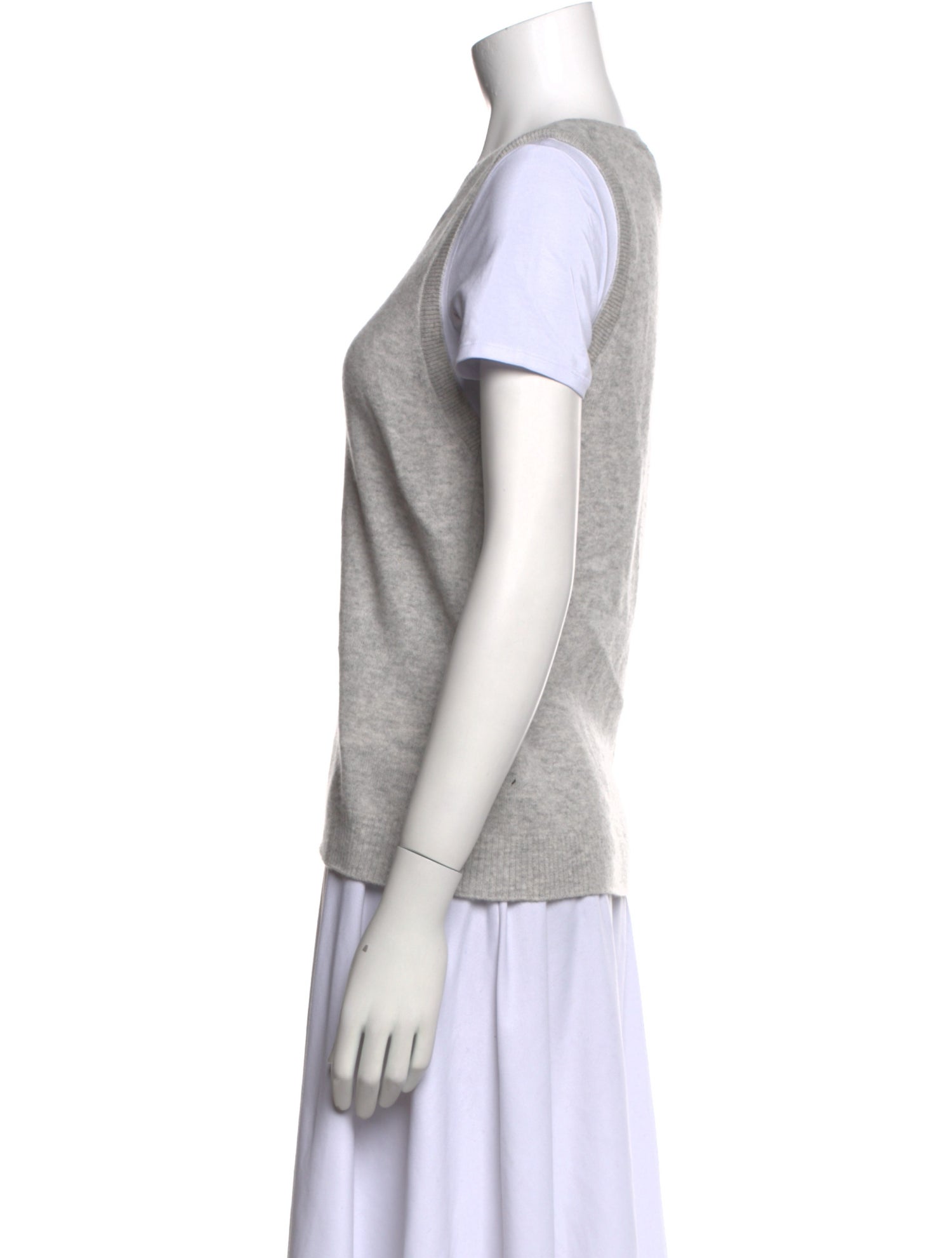 Reformation Cashmere V-Neck Sweater w/ Tags