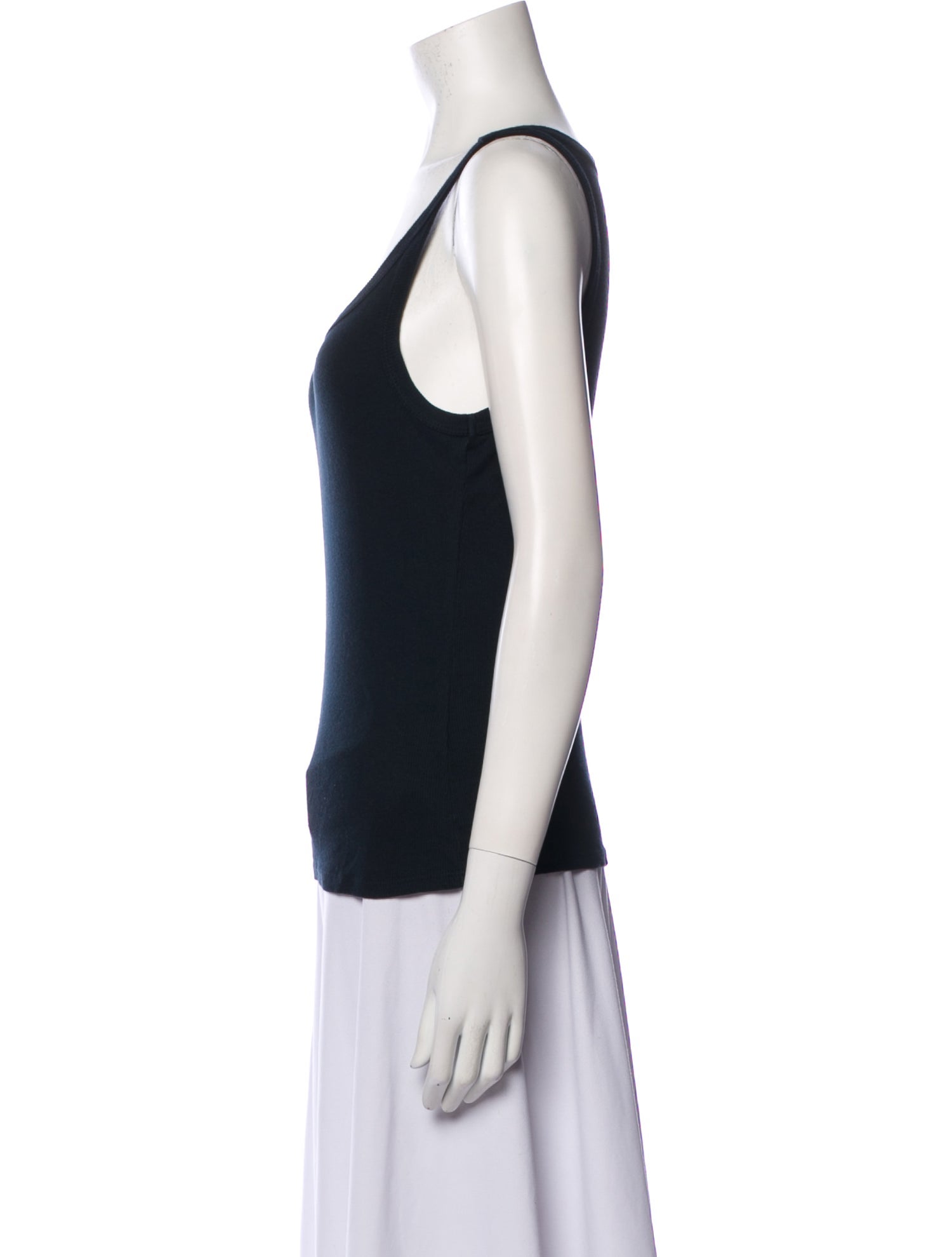 Reformation Scoop Neck Sleeveless Top