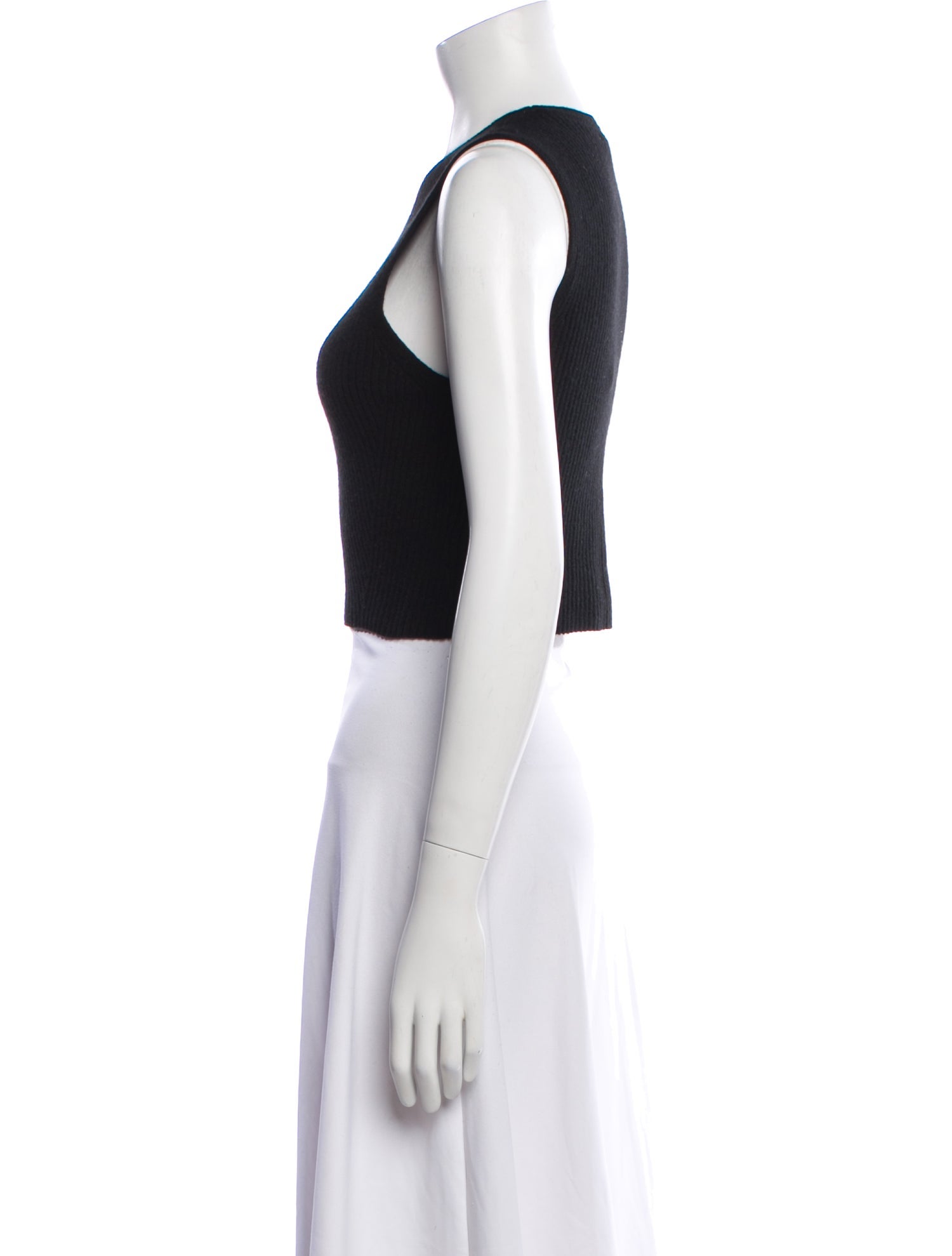 Reformation Crew Neck Sleeveless Crop Top