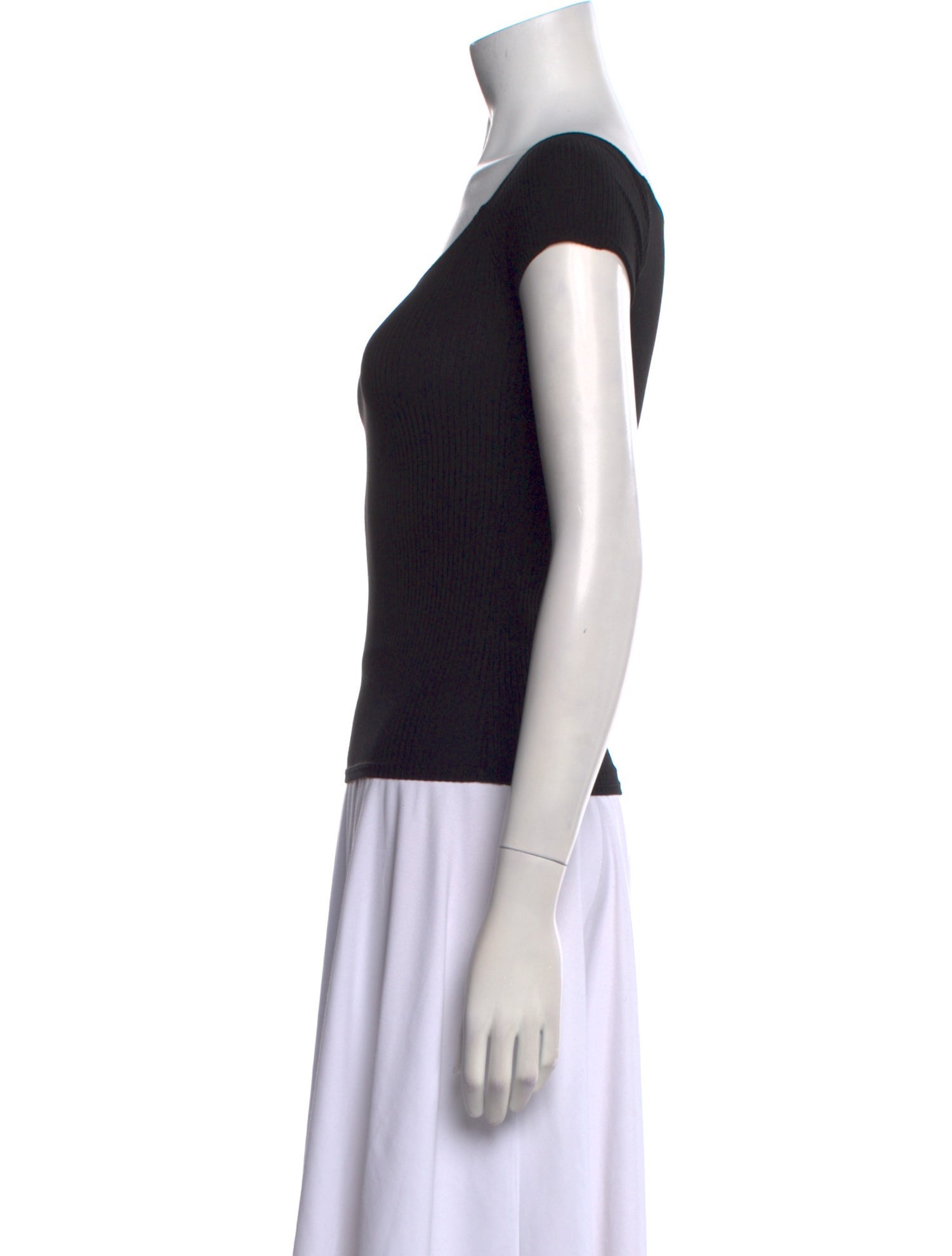 Reformation Scoop Neck Short Sleeve T-Shirt