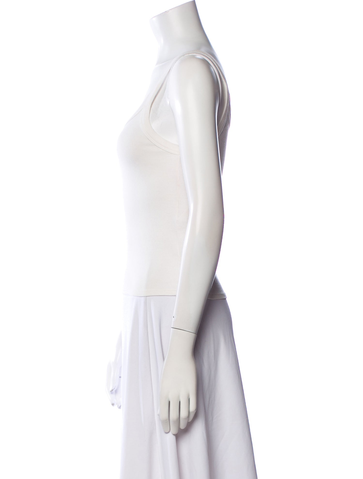 Reformation Scoop Neck Sleeveless Crop Top