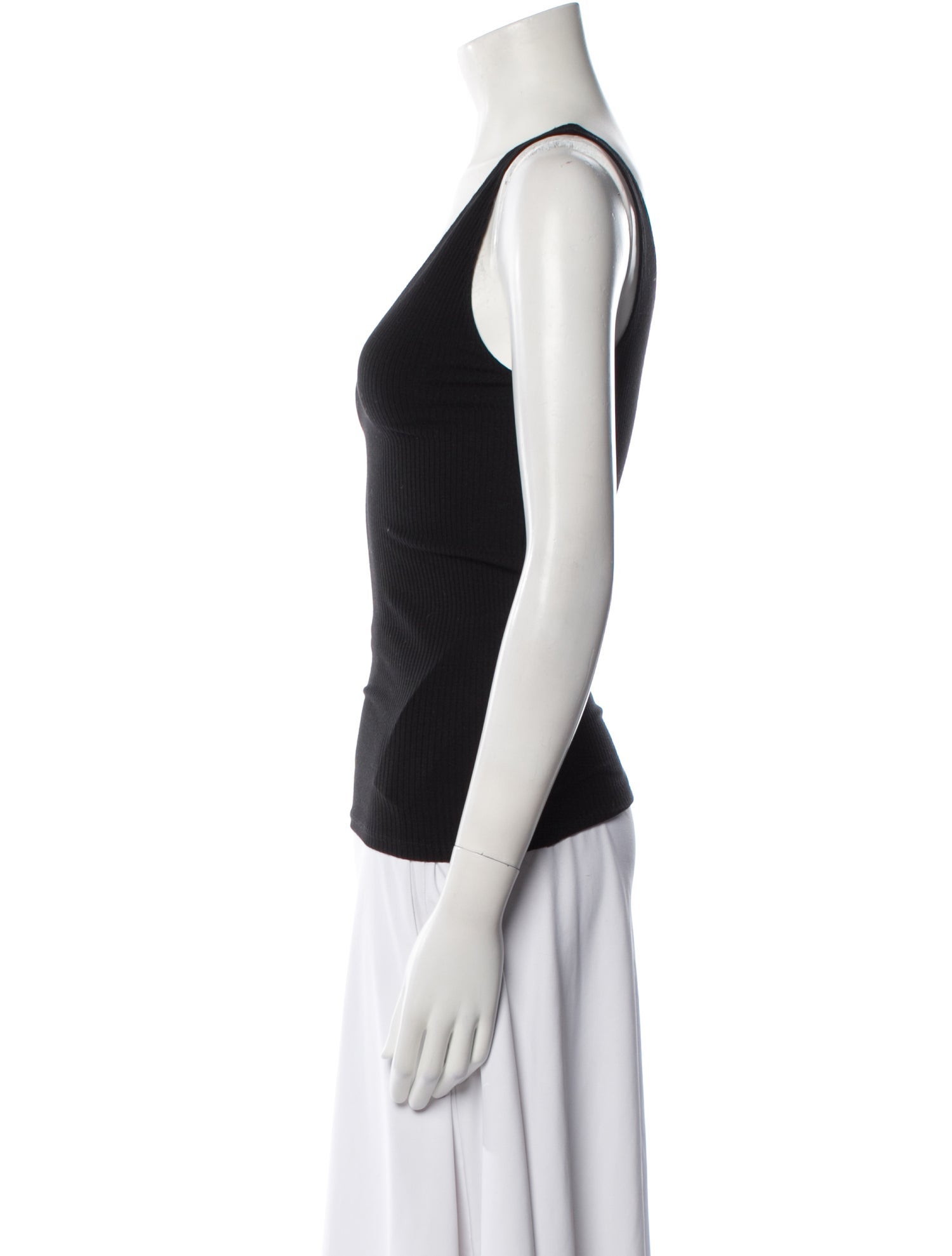 Reformation V-Neck Sleeveless Top