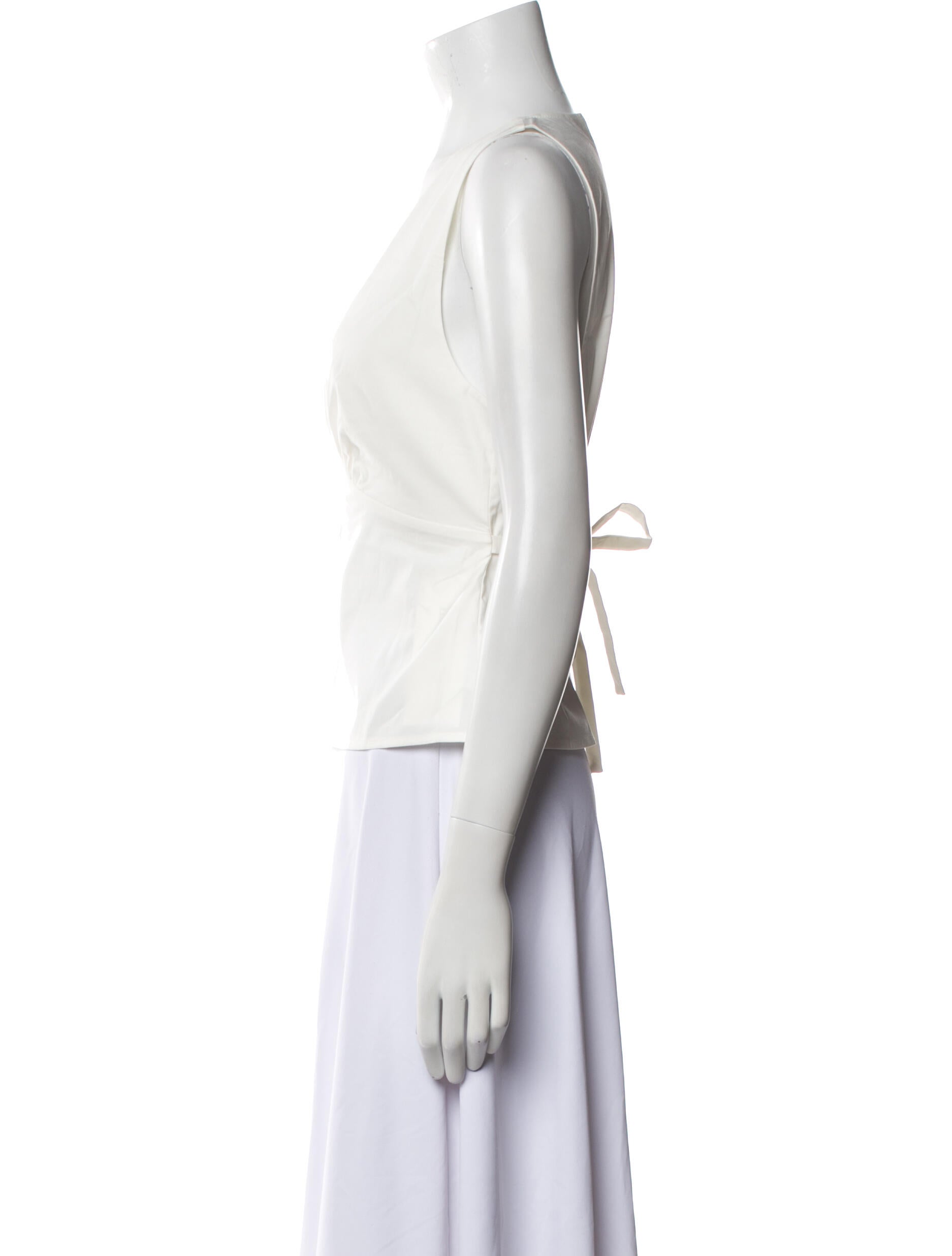 Reformation V-Neck Sleeveless Crop Top