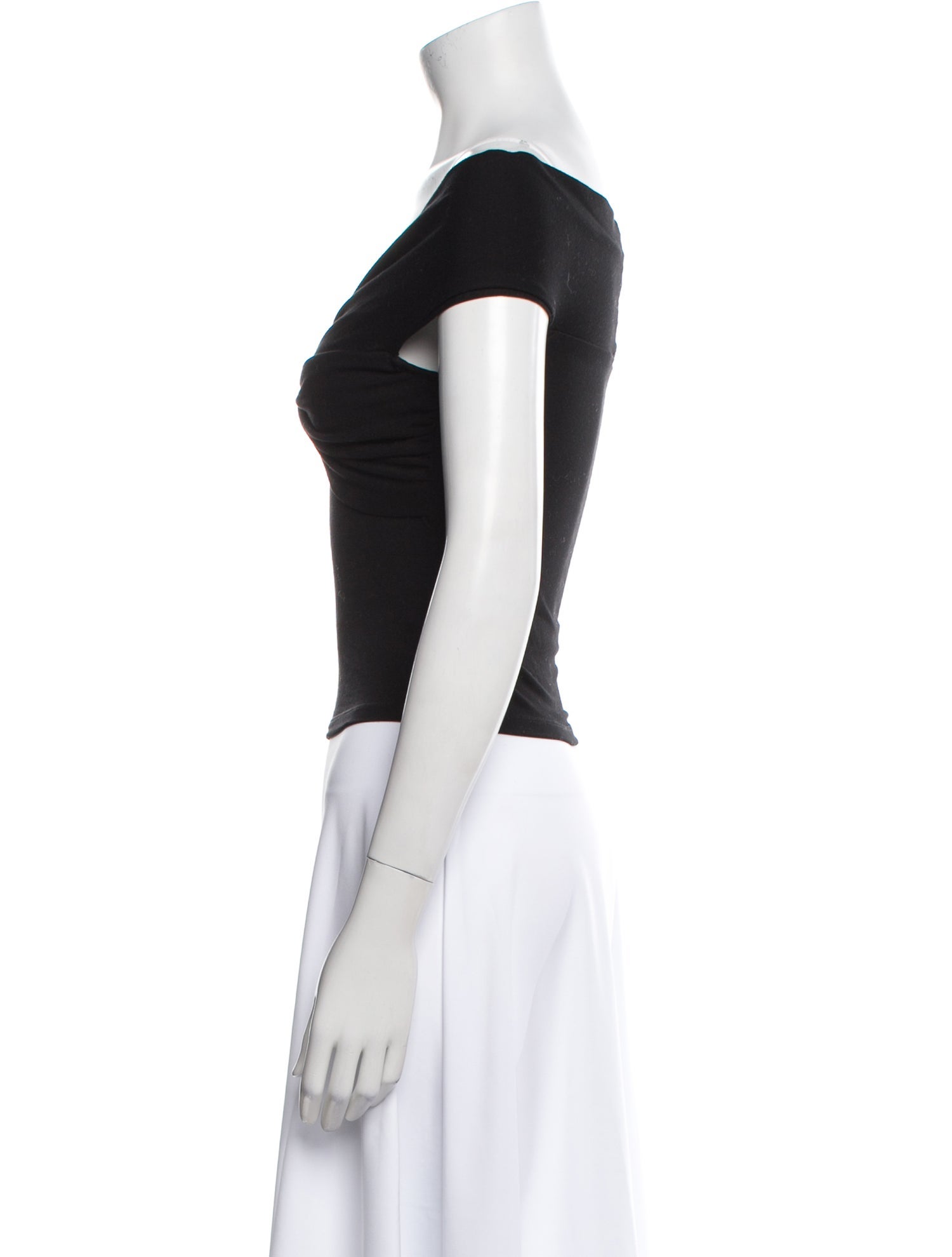 Reformation V-Neck Short Sleeve Crop Top