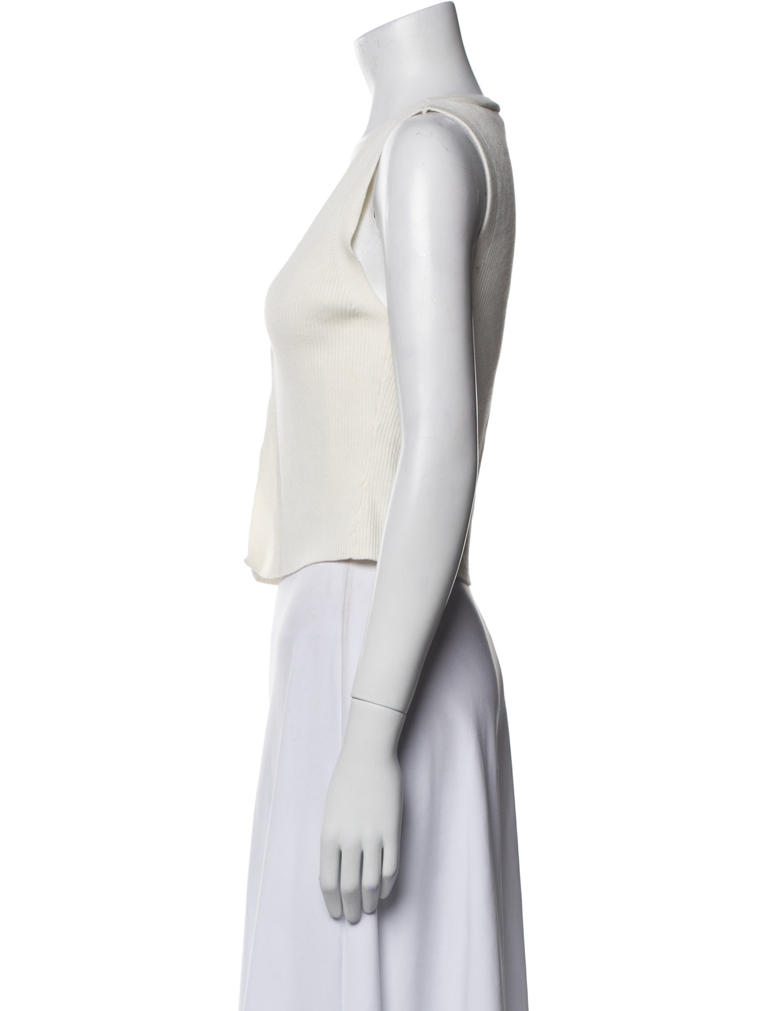 Reformation V-Neck Sleeveless Crop Top