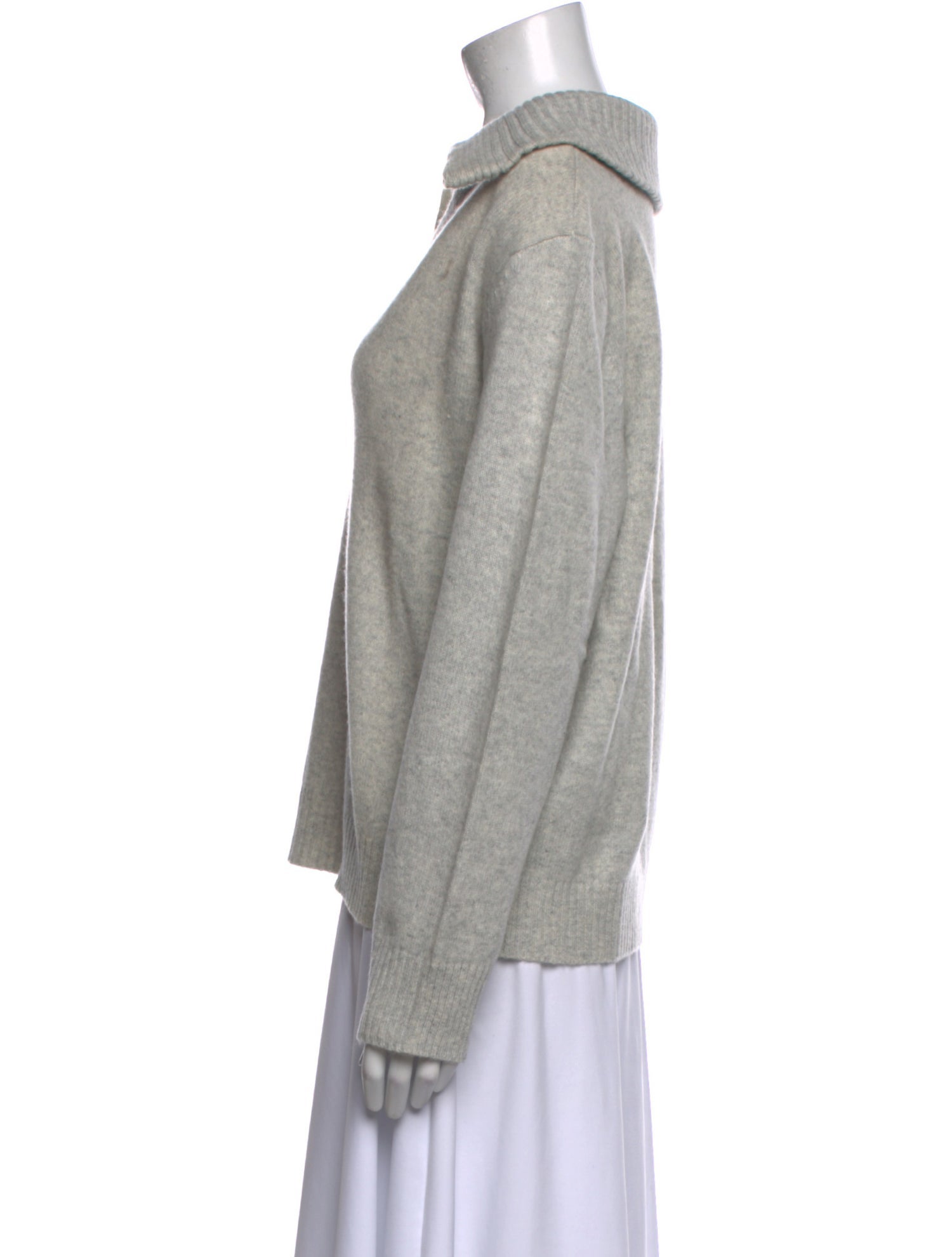 Reiss Wool V-Neck Sweater w/ Tags