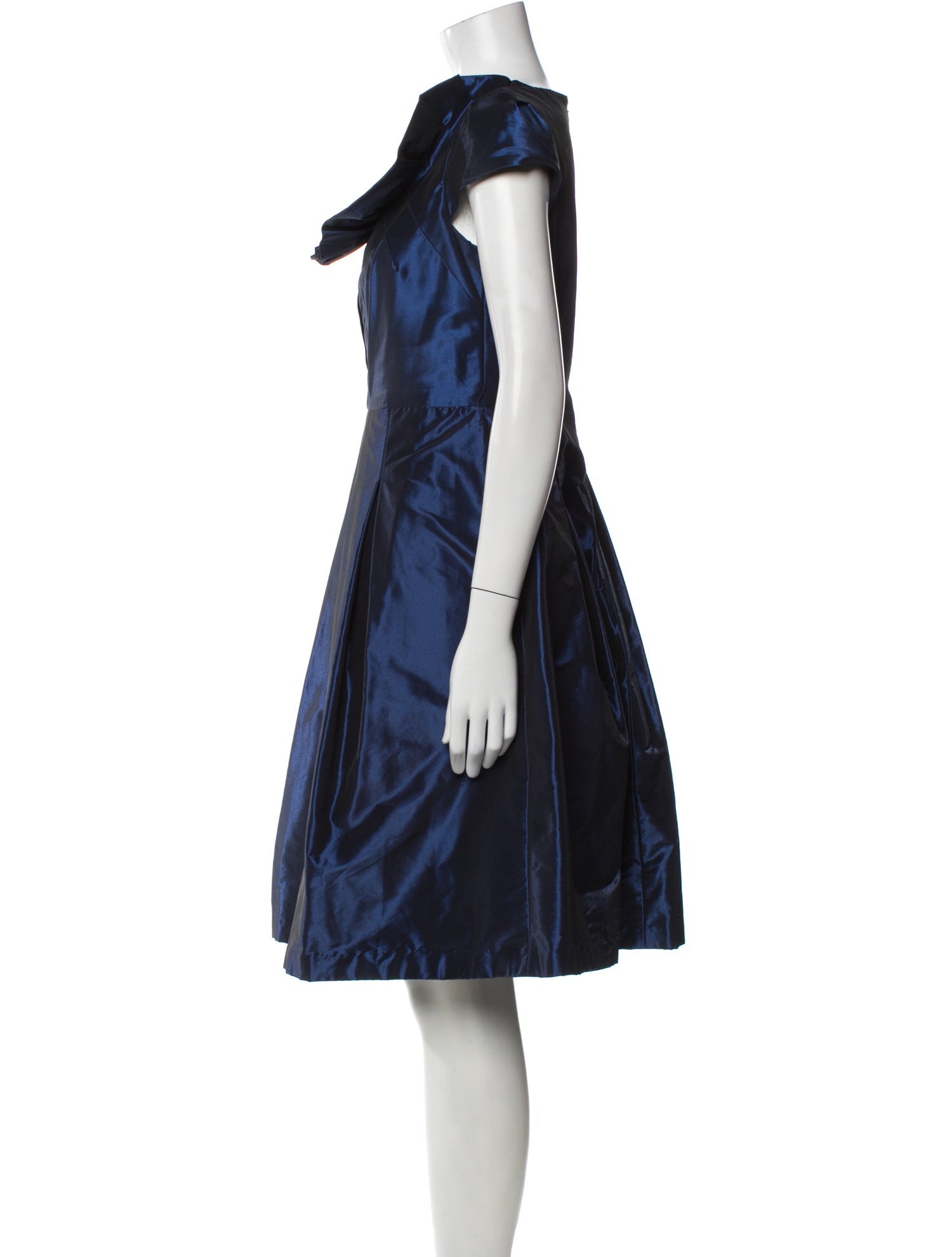 Teri Jon by Rickie Freeman Scoop Neck Knee-Length Dress