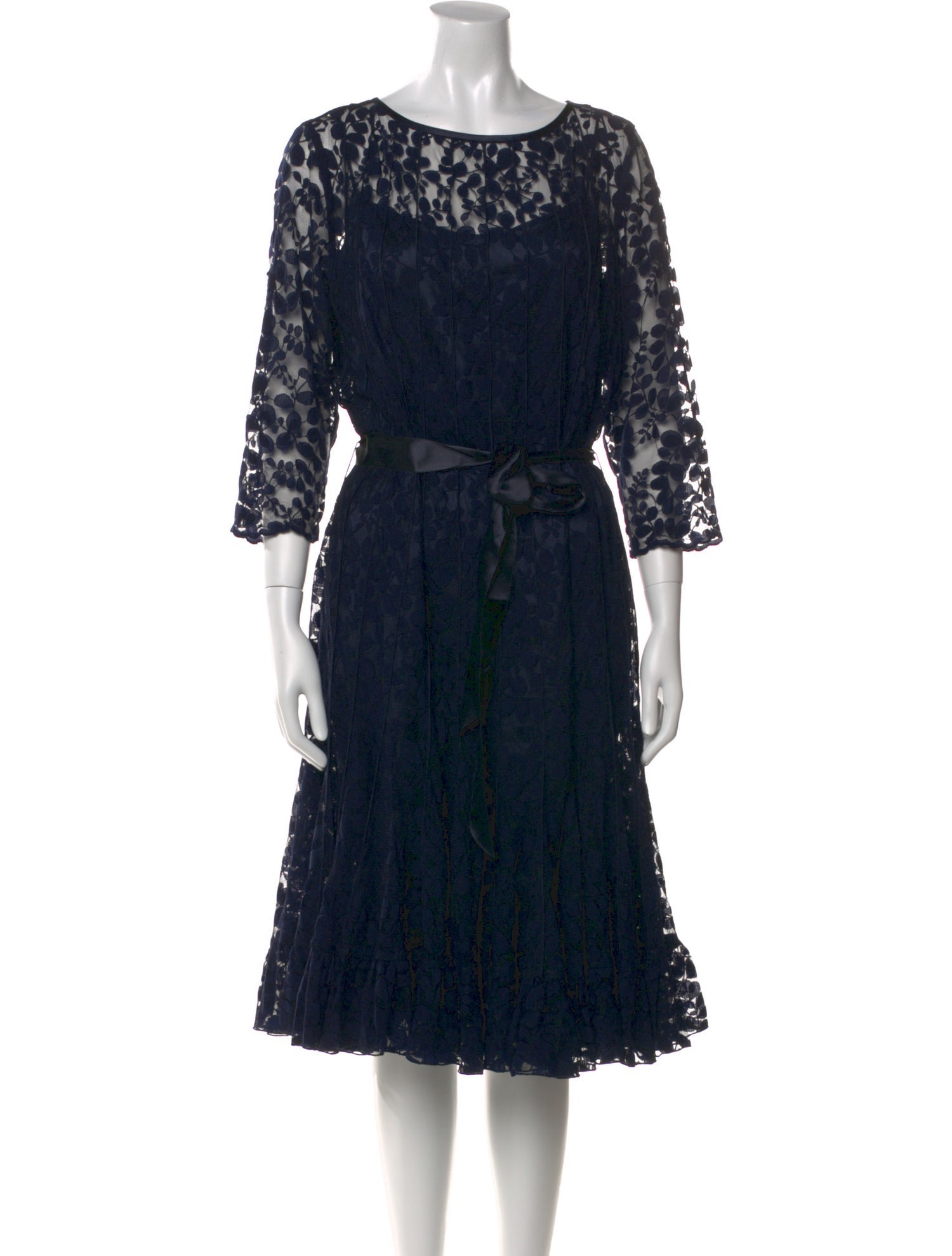 Teri Jon by Rickie Freeman Lace Pattern Midi Length Dress