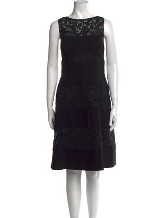 Teri Jon by Rickie Freeman Lace Knee-Length Dress