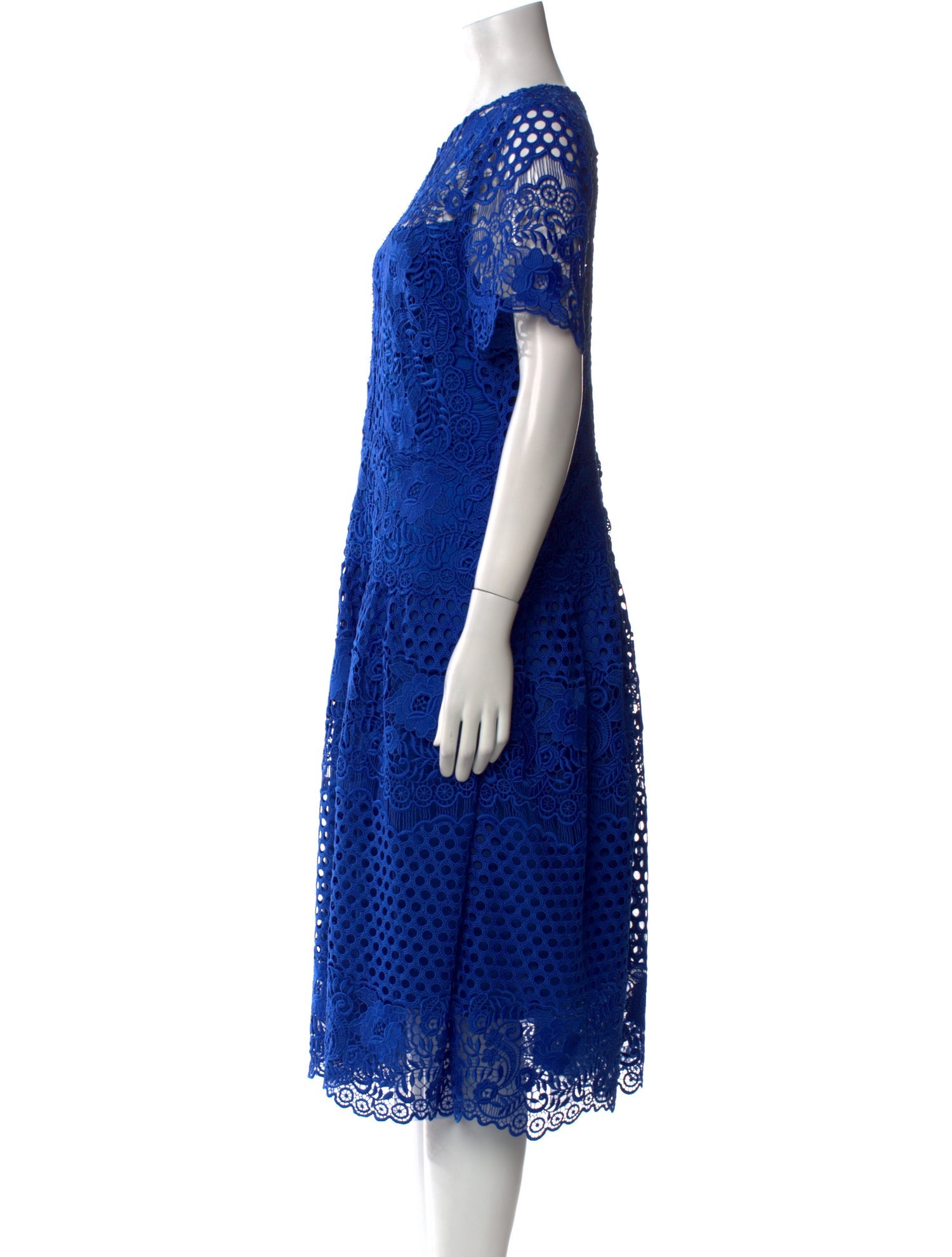 Teri Jon by Rickie Freeman Lace Pattern Midi Length Dress