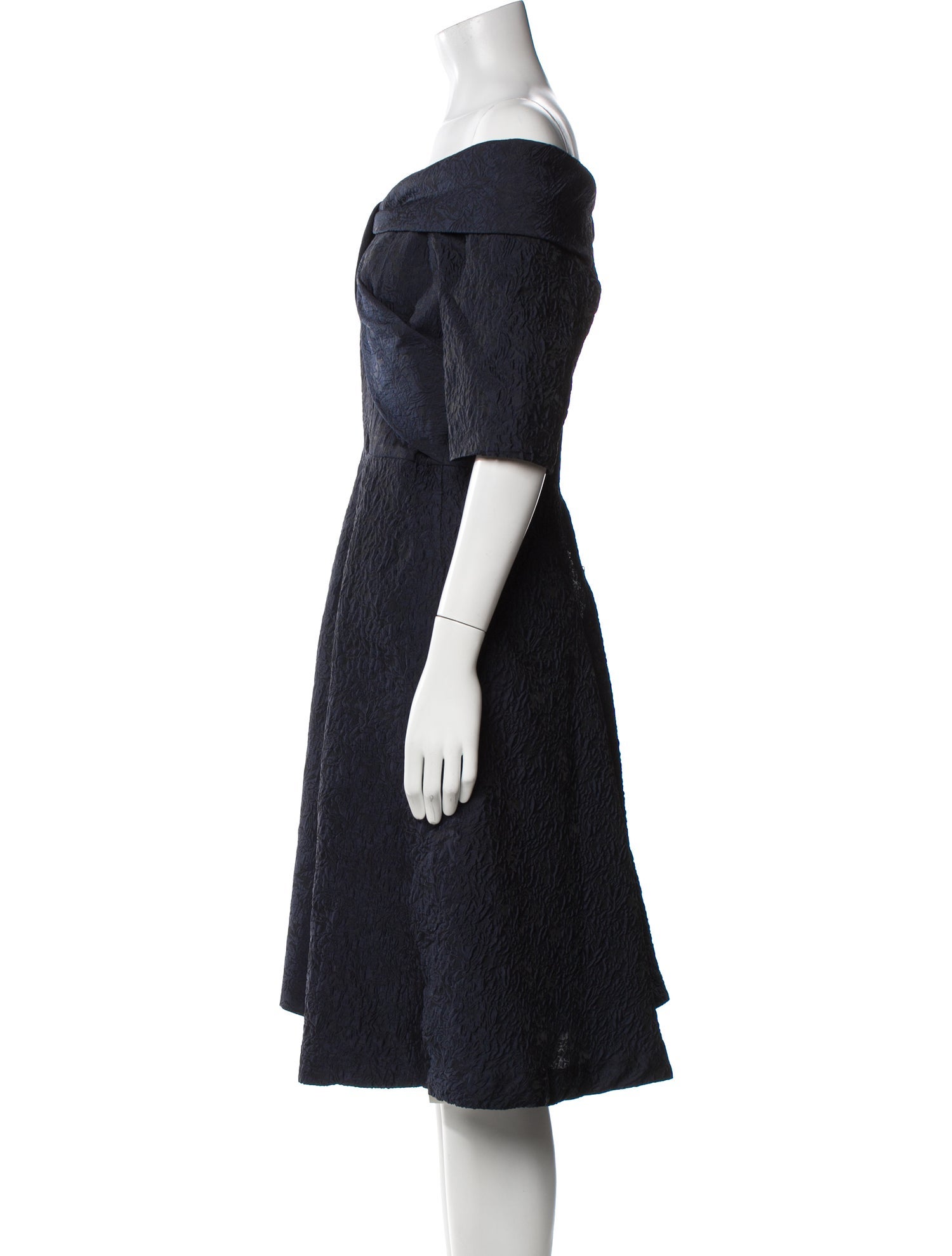 Teri Jon by Rickie Freeman Off-The-Shoulder Knee-Length Dress