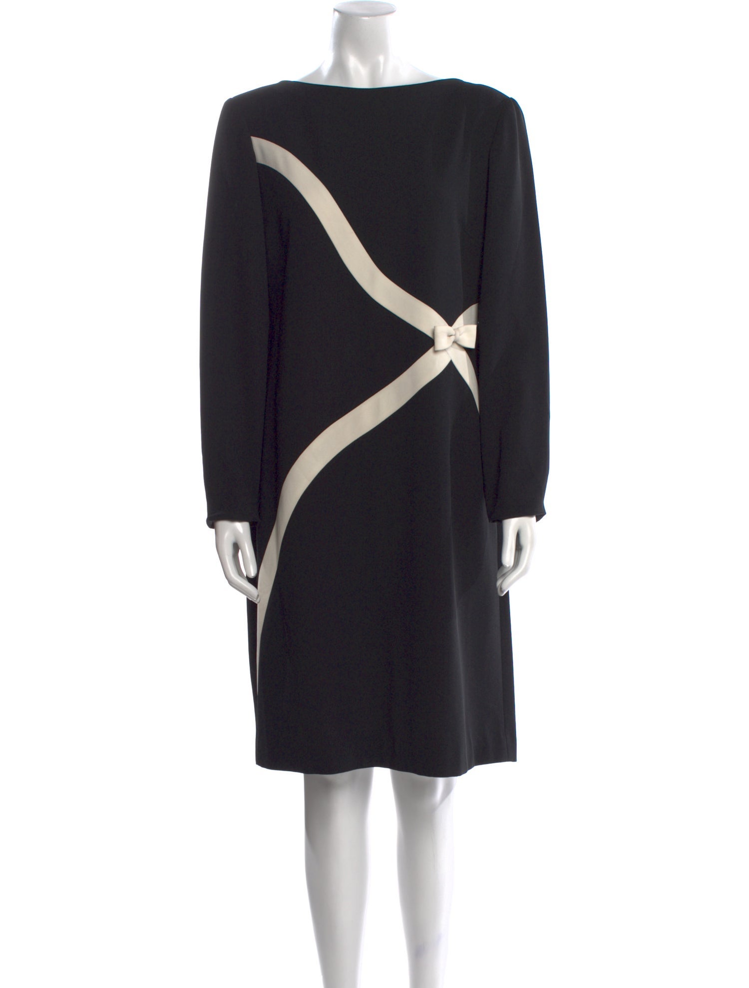 Teri Jon by Rickie Freeman Bateau Neckline Knee-Length Dress