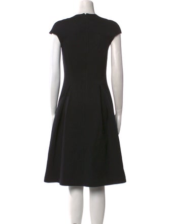 Teri Jon by Rickie Freeman Crew Neck Midi Length Dress