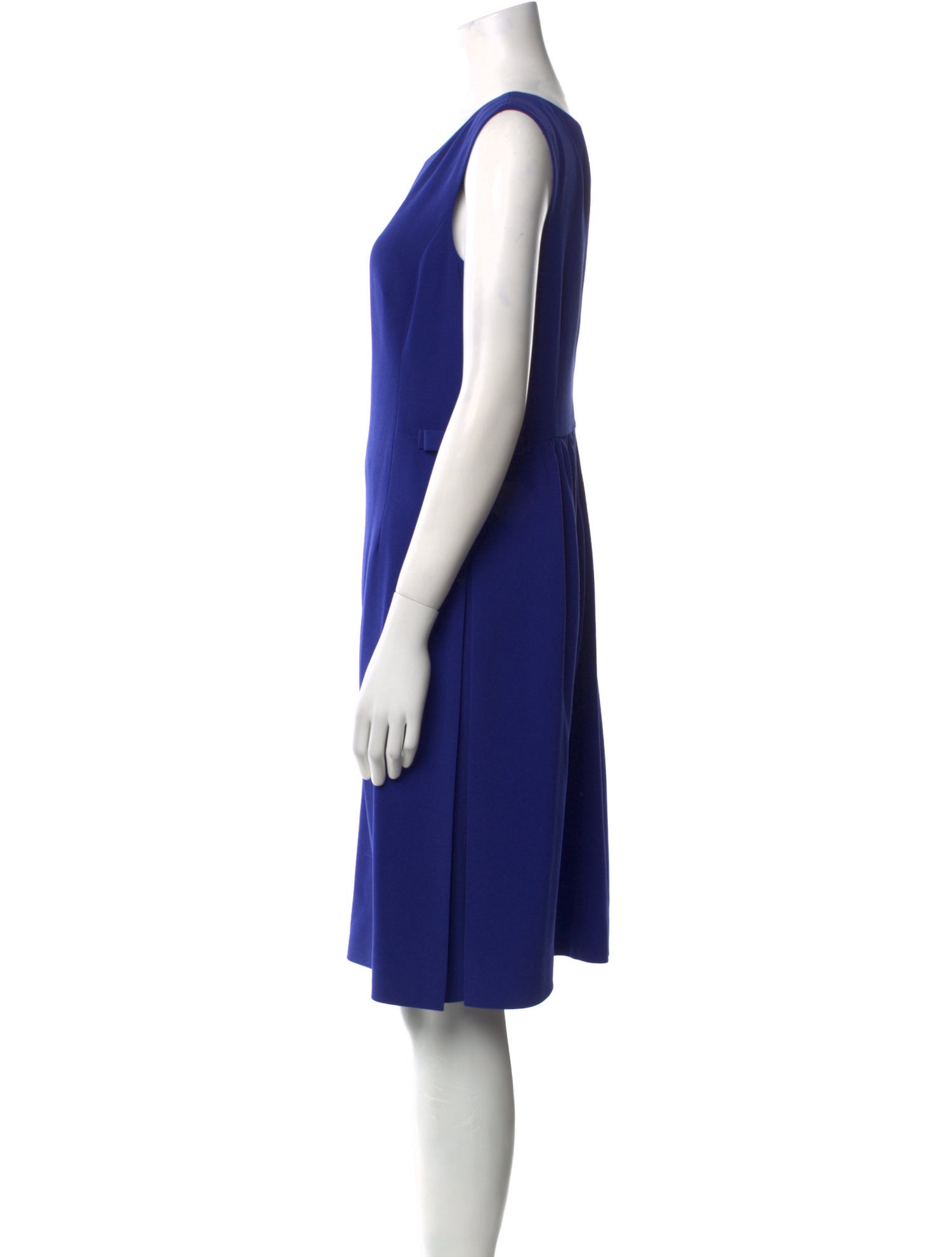 Teri Jon by Rickie Freeman Bateau Neckline Knee-Length Dress