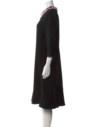 Teri Jon by Rickie Freeman V-Neck Midi Length Dress