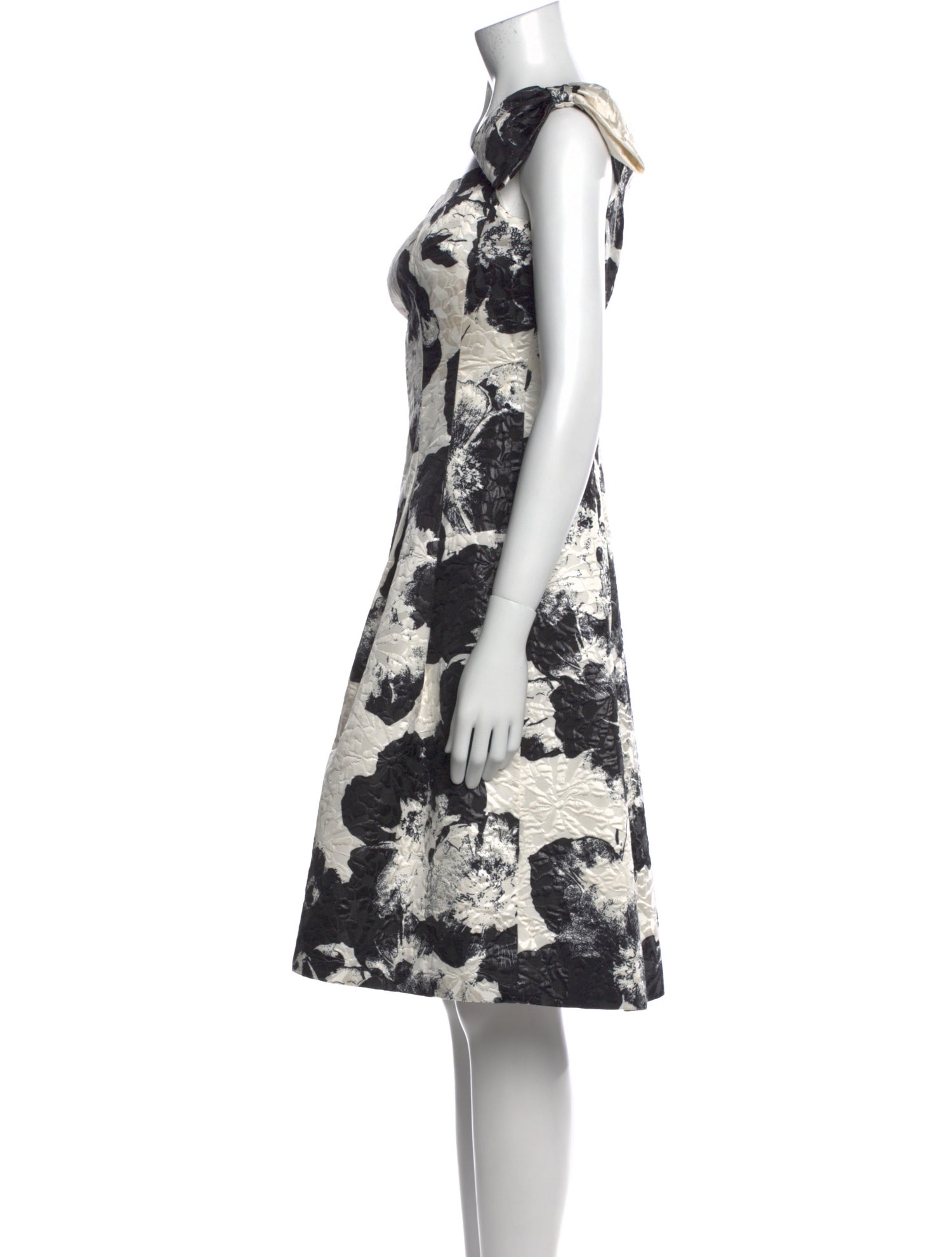 Teri Jon by Rickie Freeman Floral Print Mini Dress