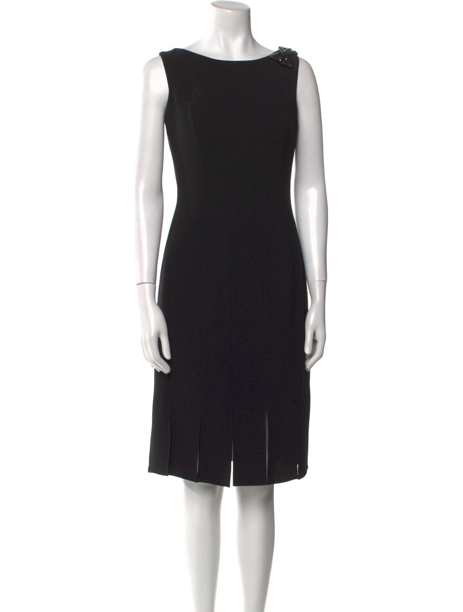 Teri Jon by Rickie Freeman Bateau Neckline Knee-Length Dress