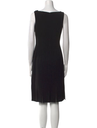 Teri Jon by Rickie Freeman Bateau Neckline Knee-Length Dress
