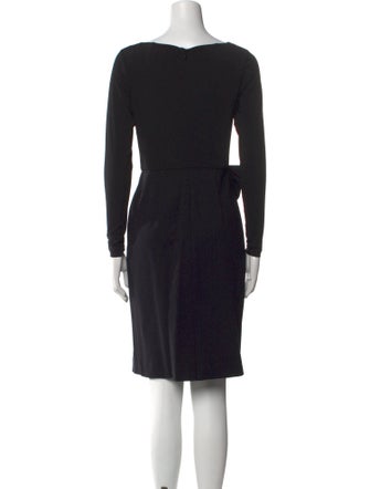 Teri Jon by Rickie Freeman Bateau Neckline Knee-Length Dress