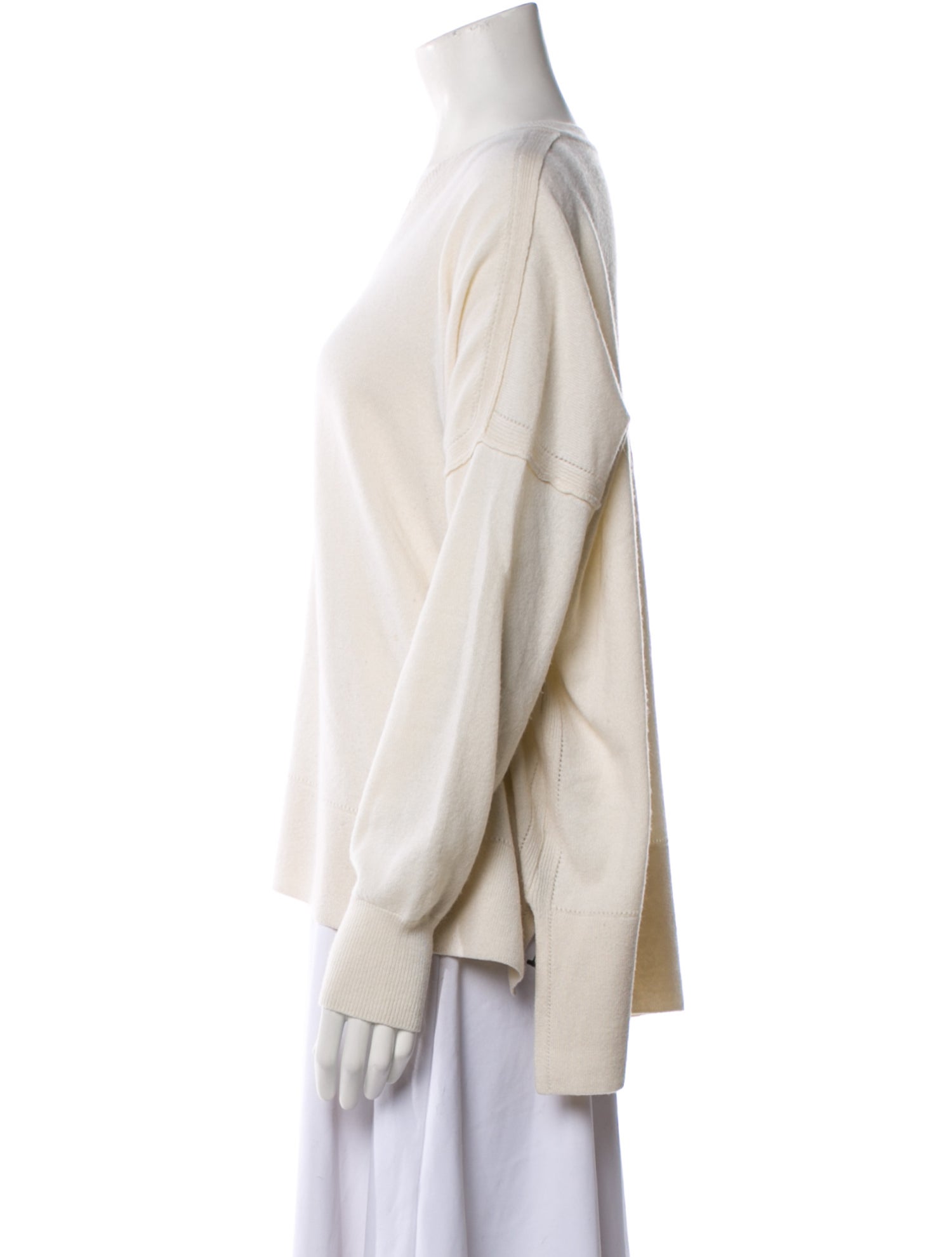 Communitie Cashmere V-Neck Sweater