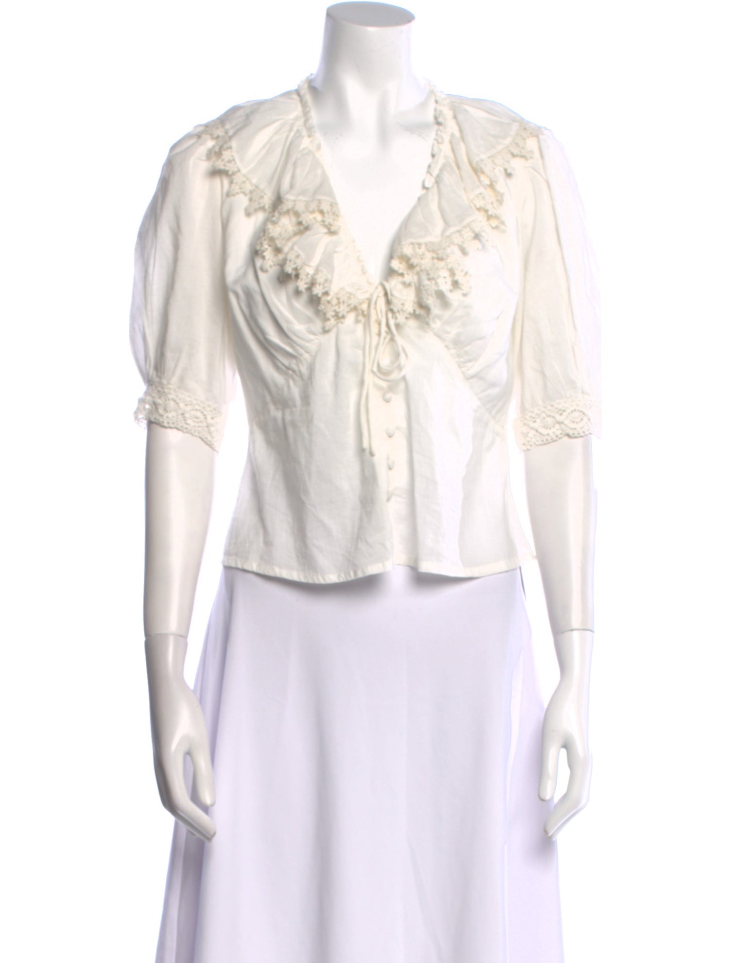 RIXO V-Neck Three-Quarter Sleeve Crop Top