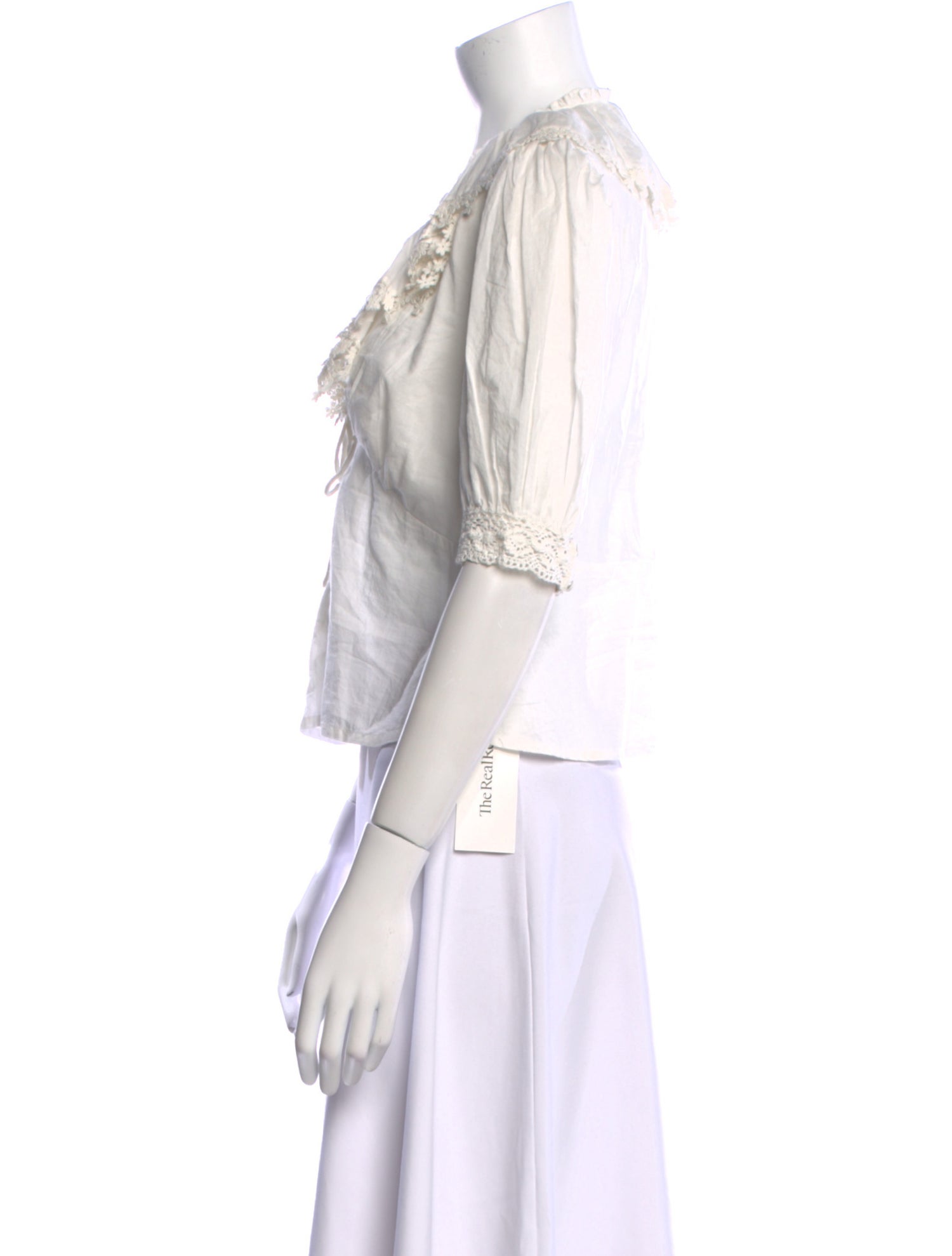 RIXO V-Neck Three-Quarter Sleeve Crop Top