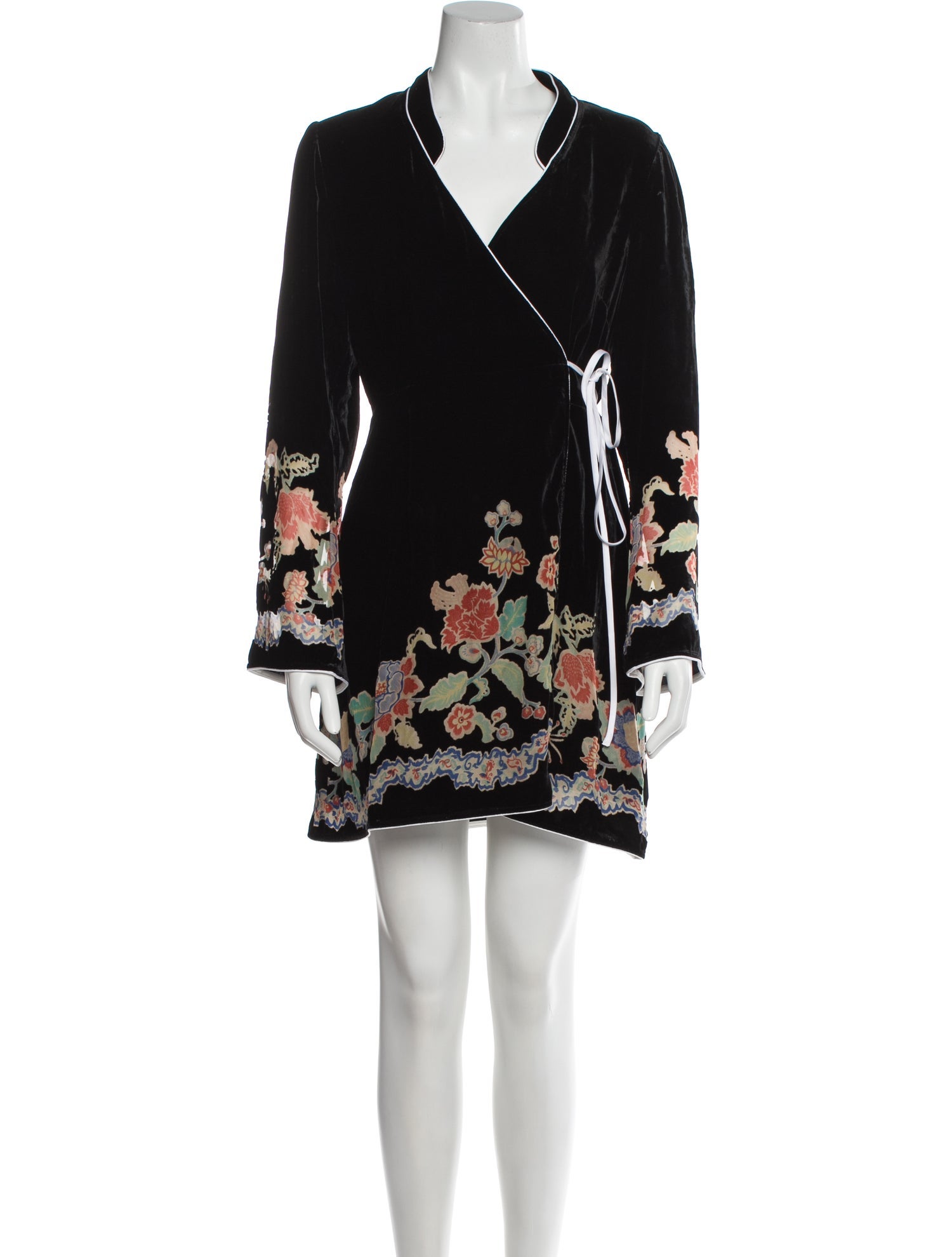 RIXO Floral Print Embroidered Accent Robe