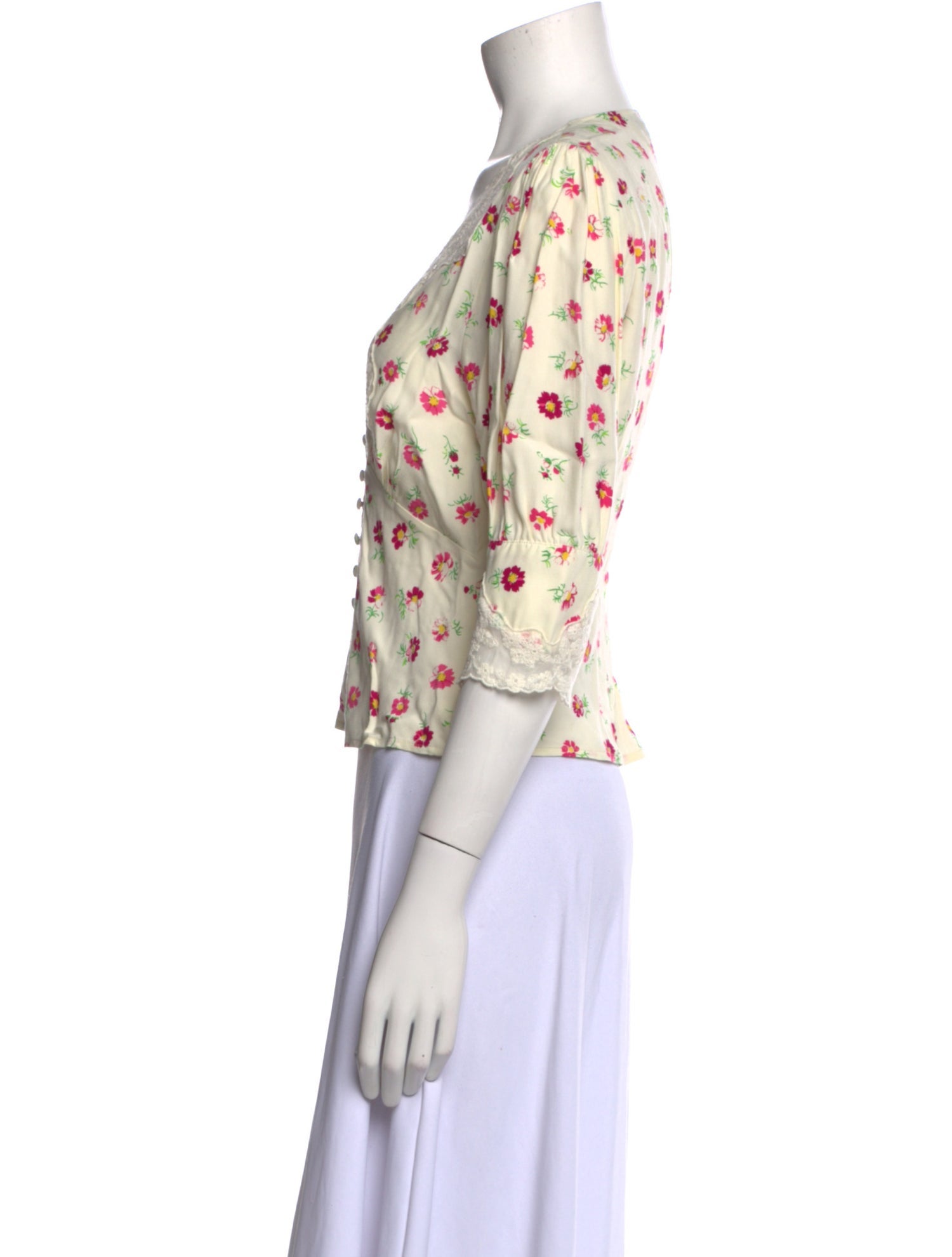 RIXO Floral Print V-Neck Crop Top