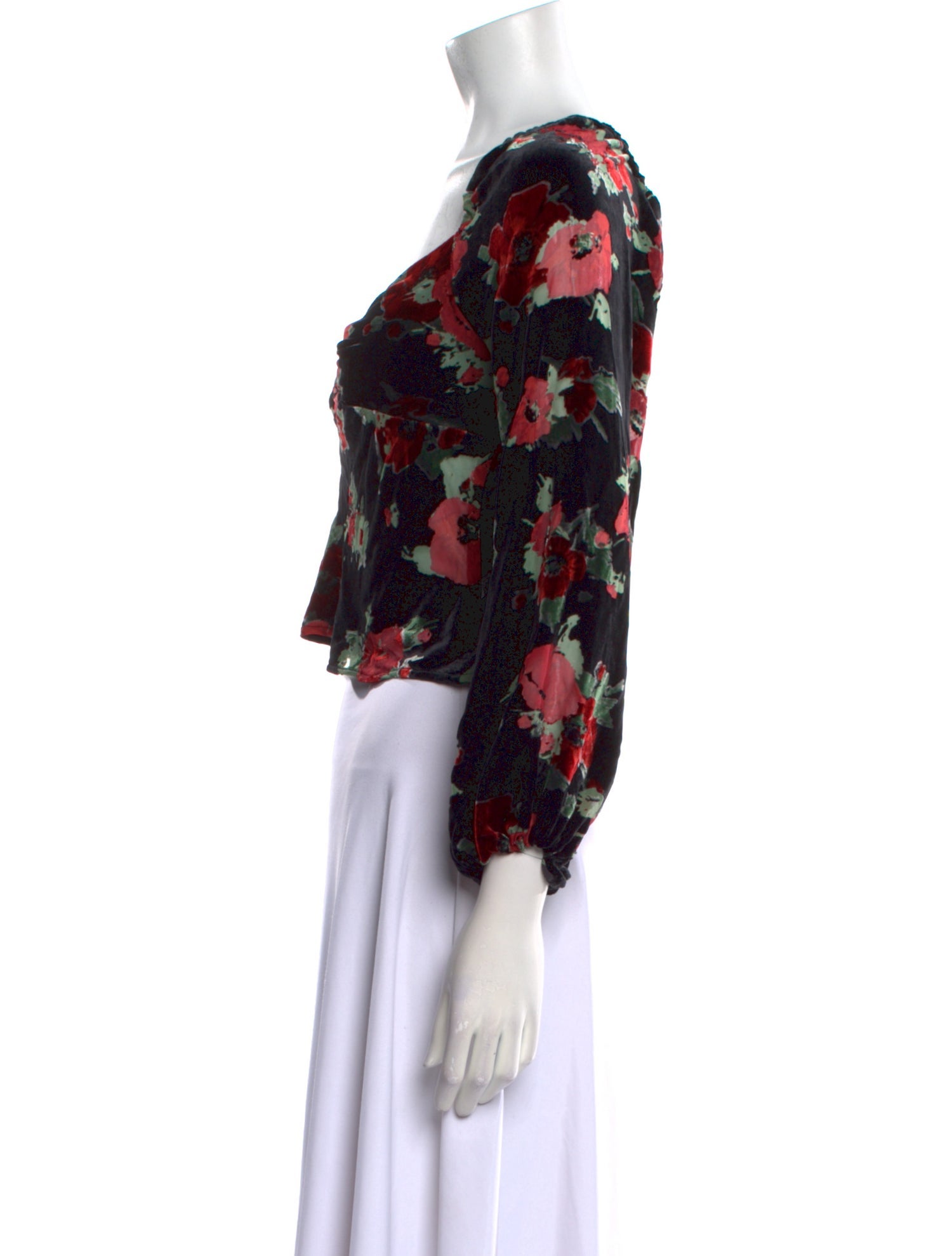 RIXO Floral Print V-Neck Crop Top