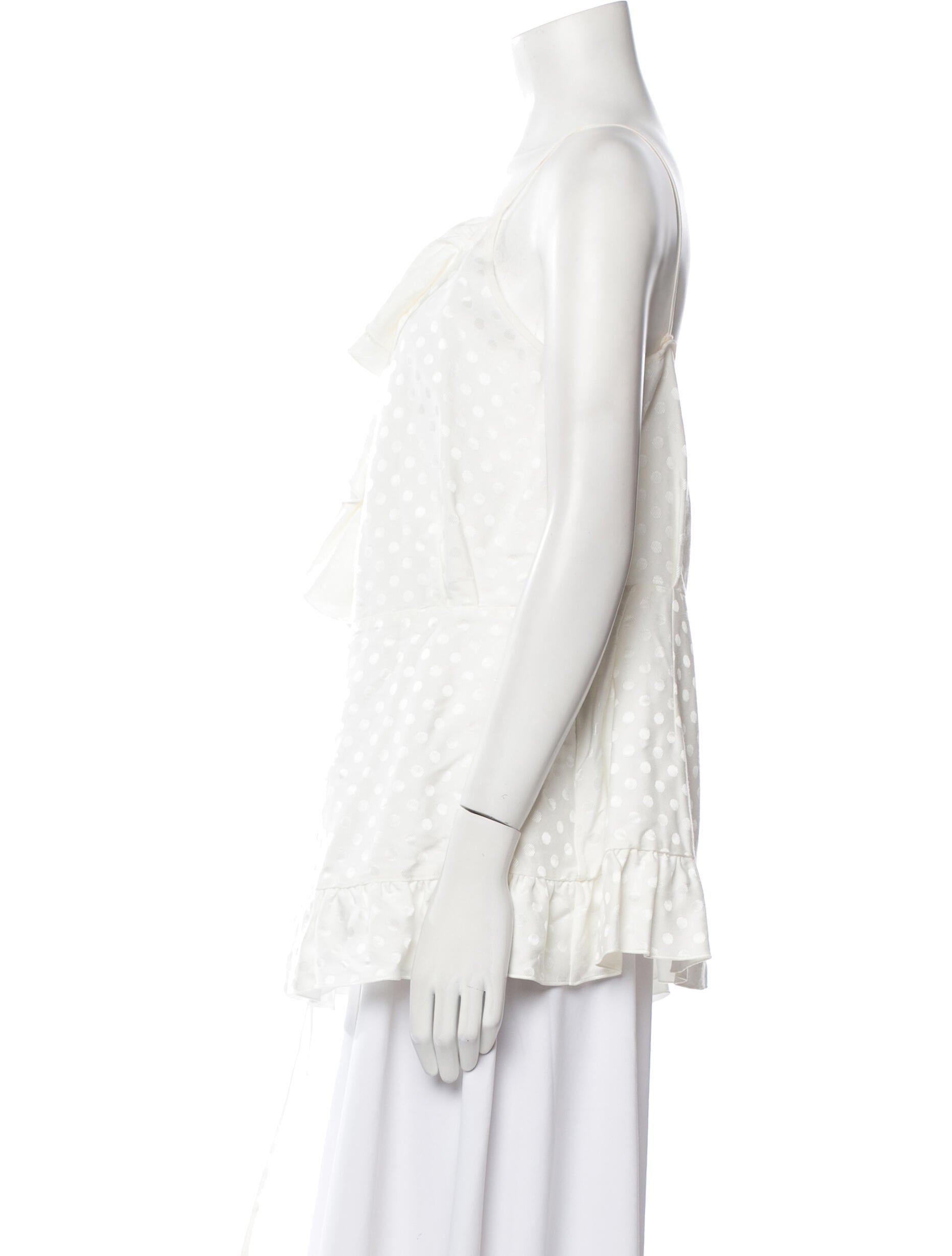 RACIL Plunge Neckline Sleeveless Blouse w/ Tags