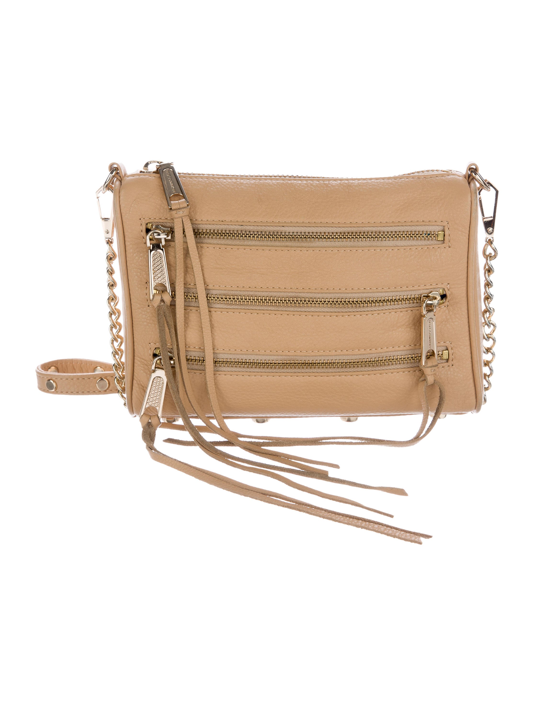 You are here The Zip-Away Cross-body Bag – Sew and Sell! This cross-body bag is sewn with secure zipper ed pockets at the front so they are easily accessible. A convenient vertical zipper pocket for small items, and a horizontal zipper pocket for slightly bigger things, along with a zippered main compartment.