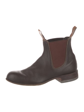 R.M. Williams Leather Chelsea Boots