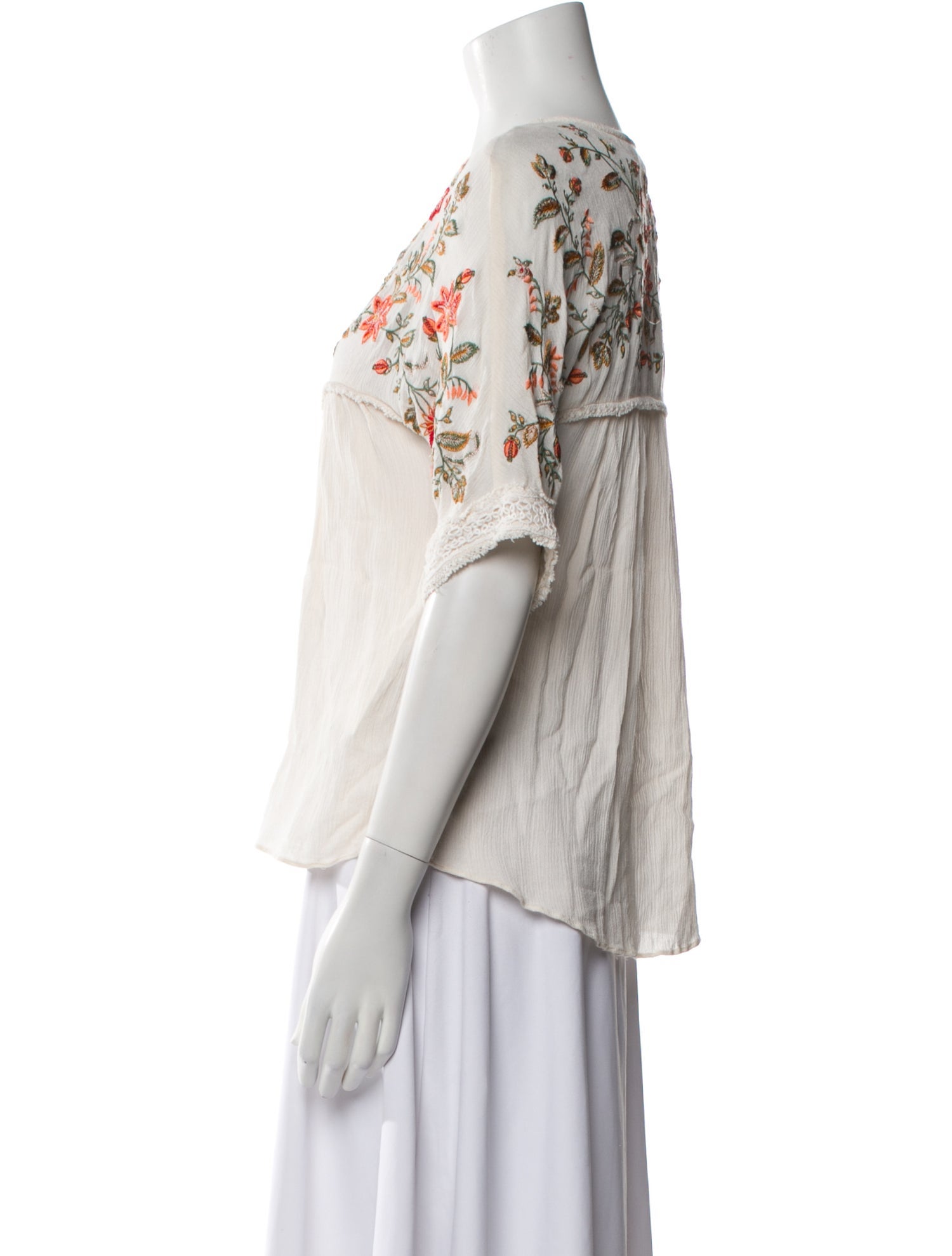 Ranna Gill Printed V-Neck Blouse