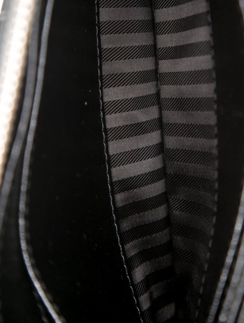 ROYCE New York Leather Crossbody Bag