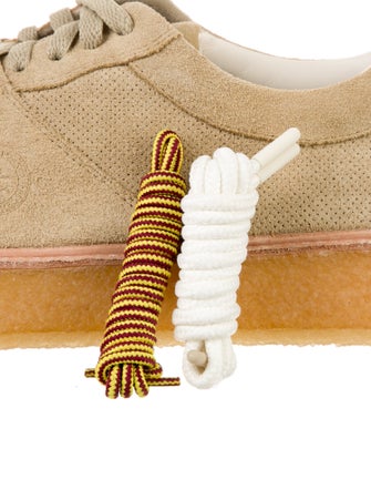 Ronnie Fieg x Clarks Suede Sneakers