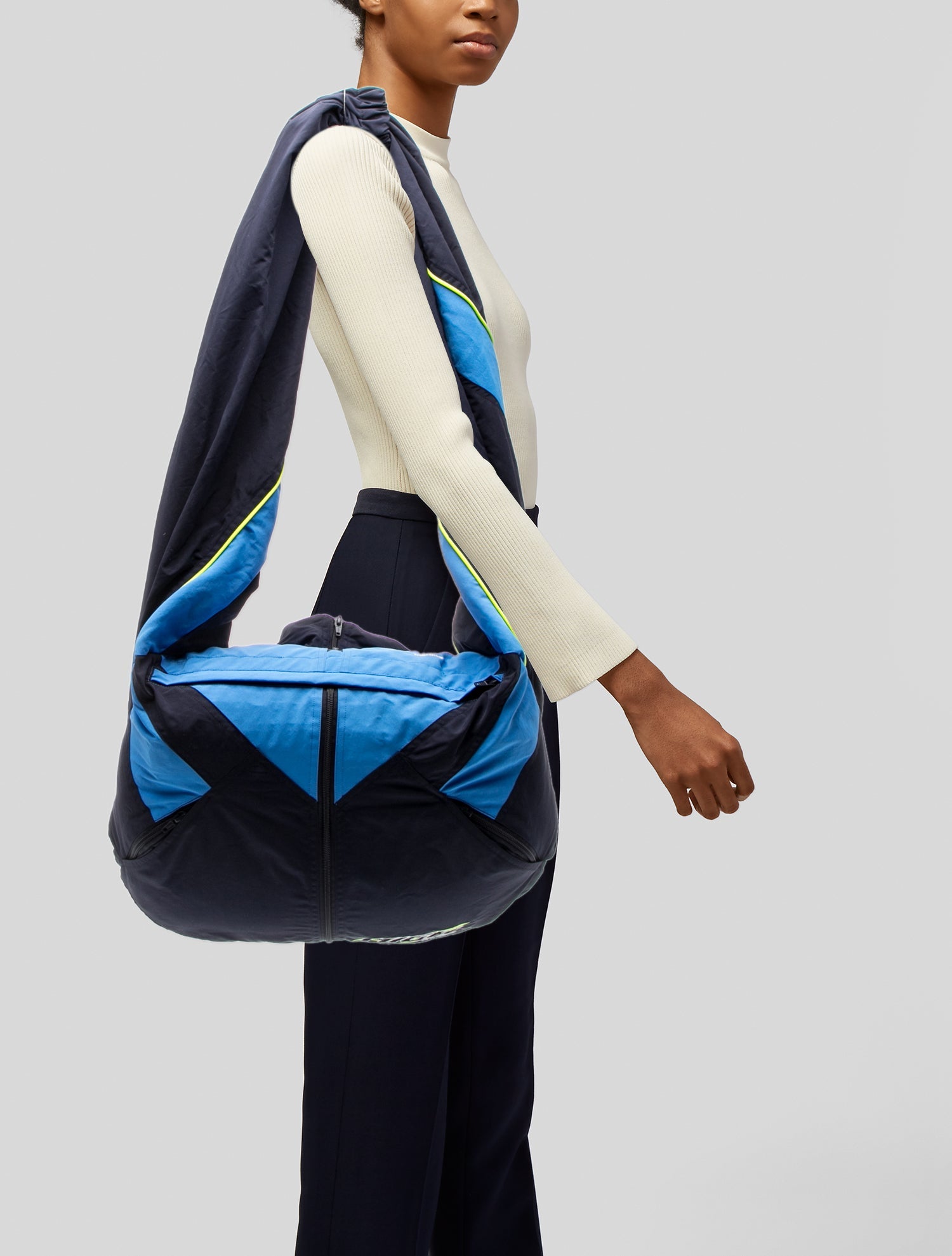 Goyard Goyardine Grand Bleu MM - Blue Shoulder Bags, Handbags