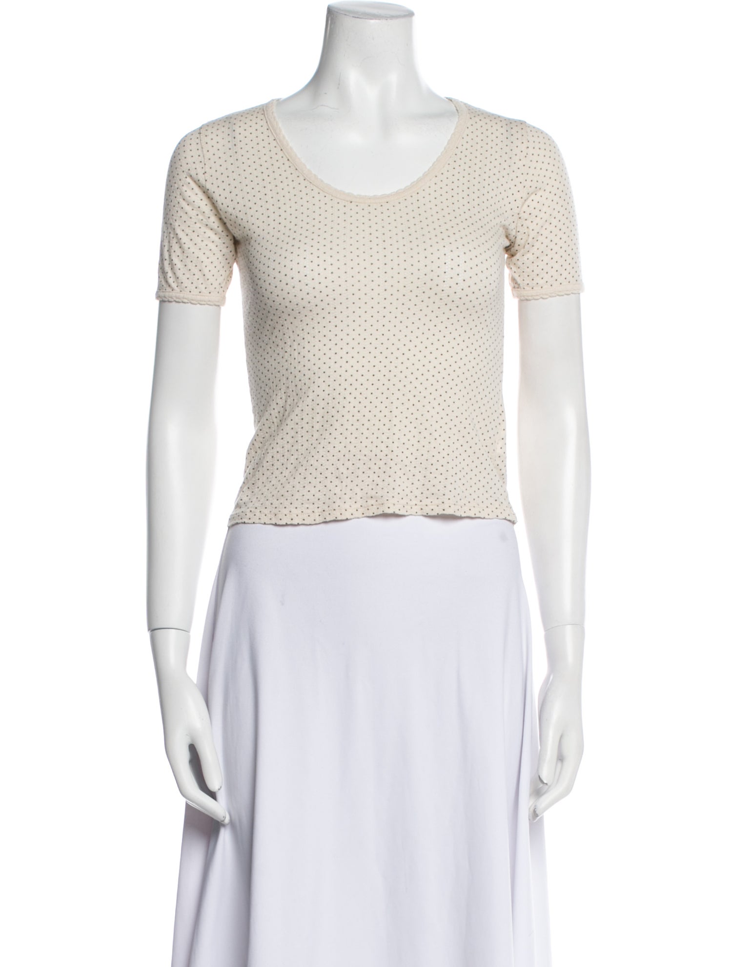 Rouje Scoop Neck Short Sleeve Crop Top