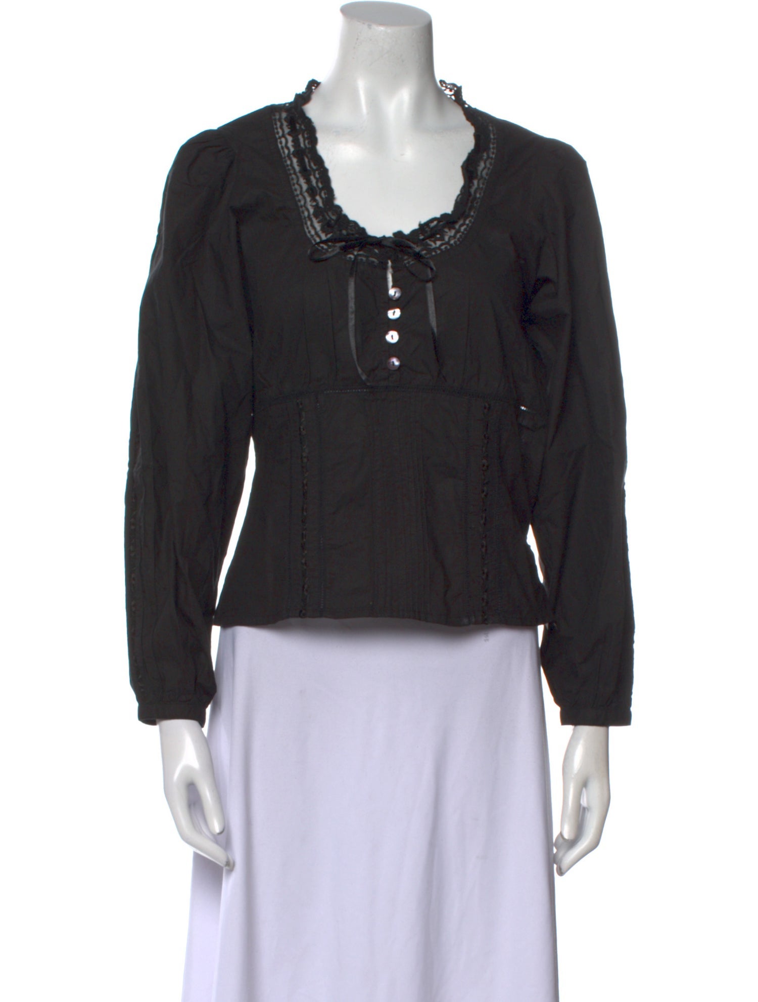 Rouje Scoop Neck Long Sleeve Crop Top