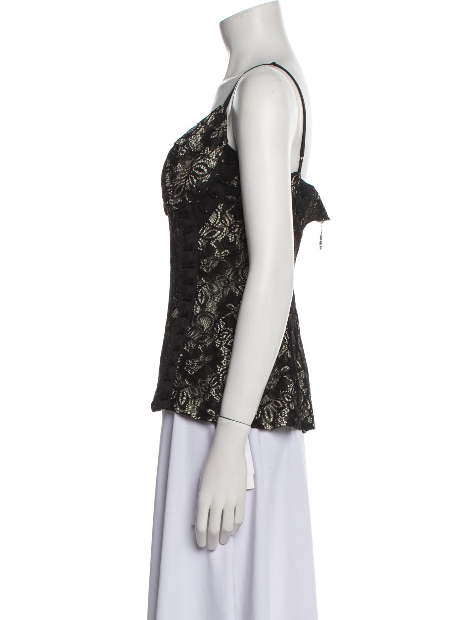 Royal Underground Lace Pattern Square Neckline Top
