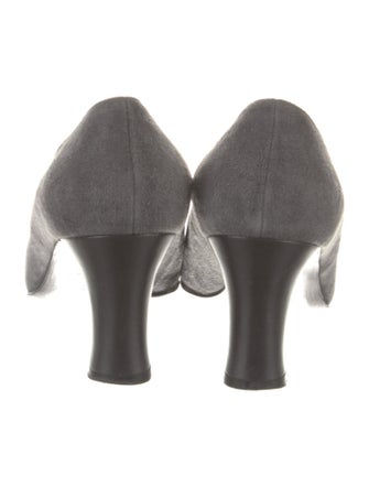 Raphael Suede Pumps