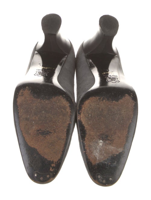 Raphael Suede Pumps