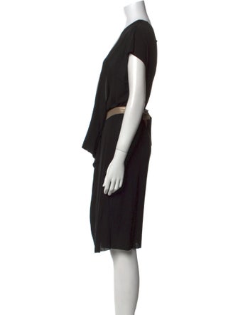 Rozae Nichols V-Neck Knee-Length Dress